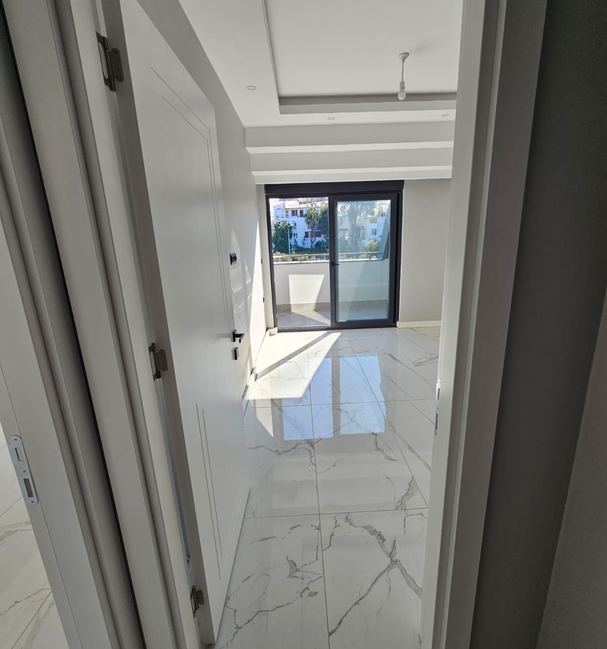 Luxurious 2+1 Penthouse with Mountain View in Avsallar, Alanya