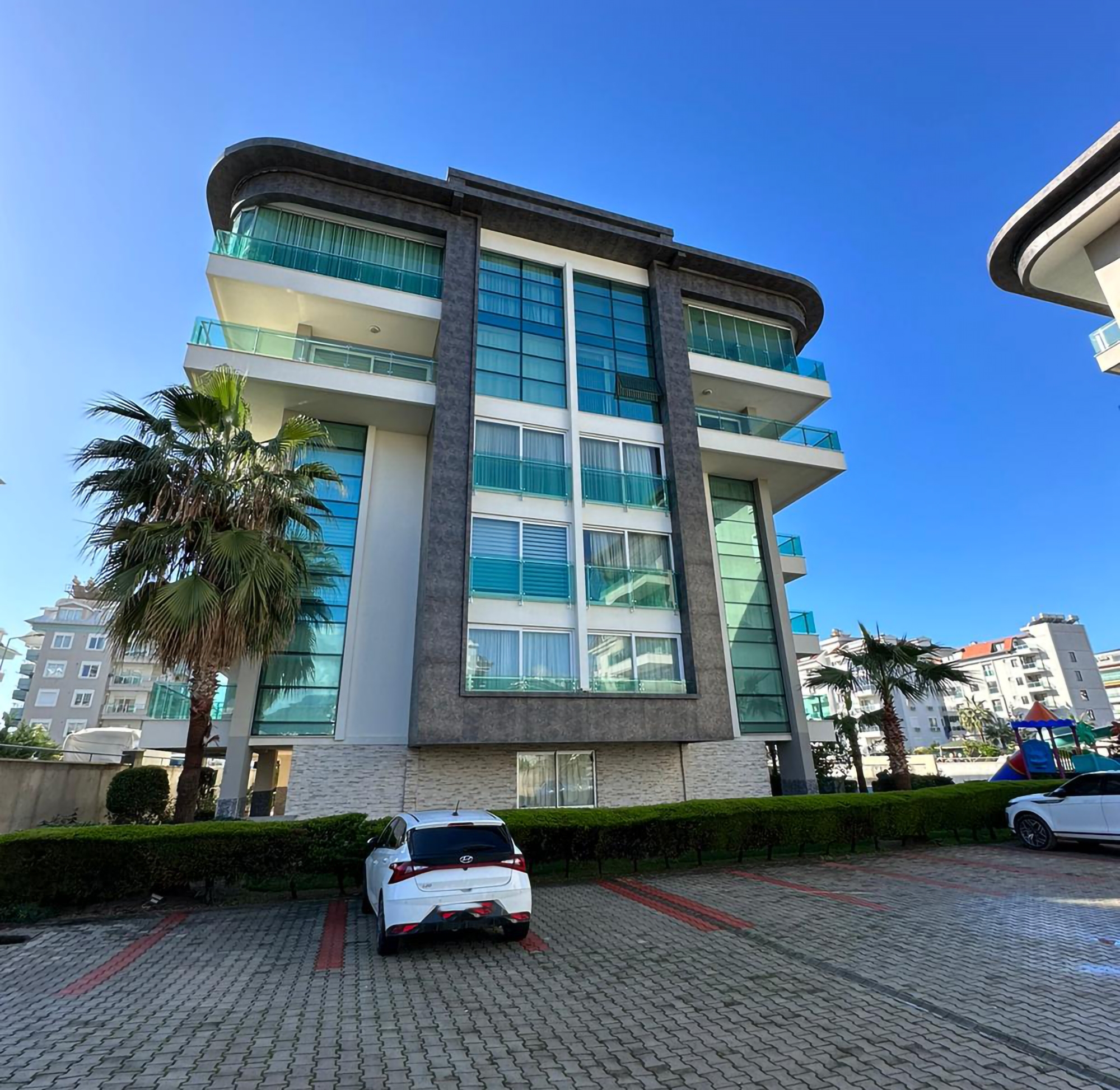 Ylellinen 1+1 Huoneisto meri- ja vuorinäköalalla, Alanya-Kestel