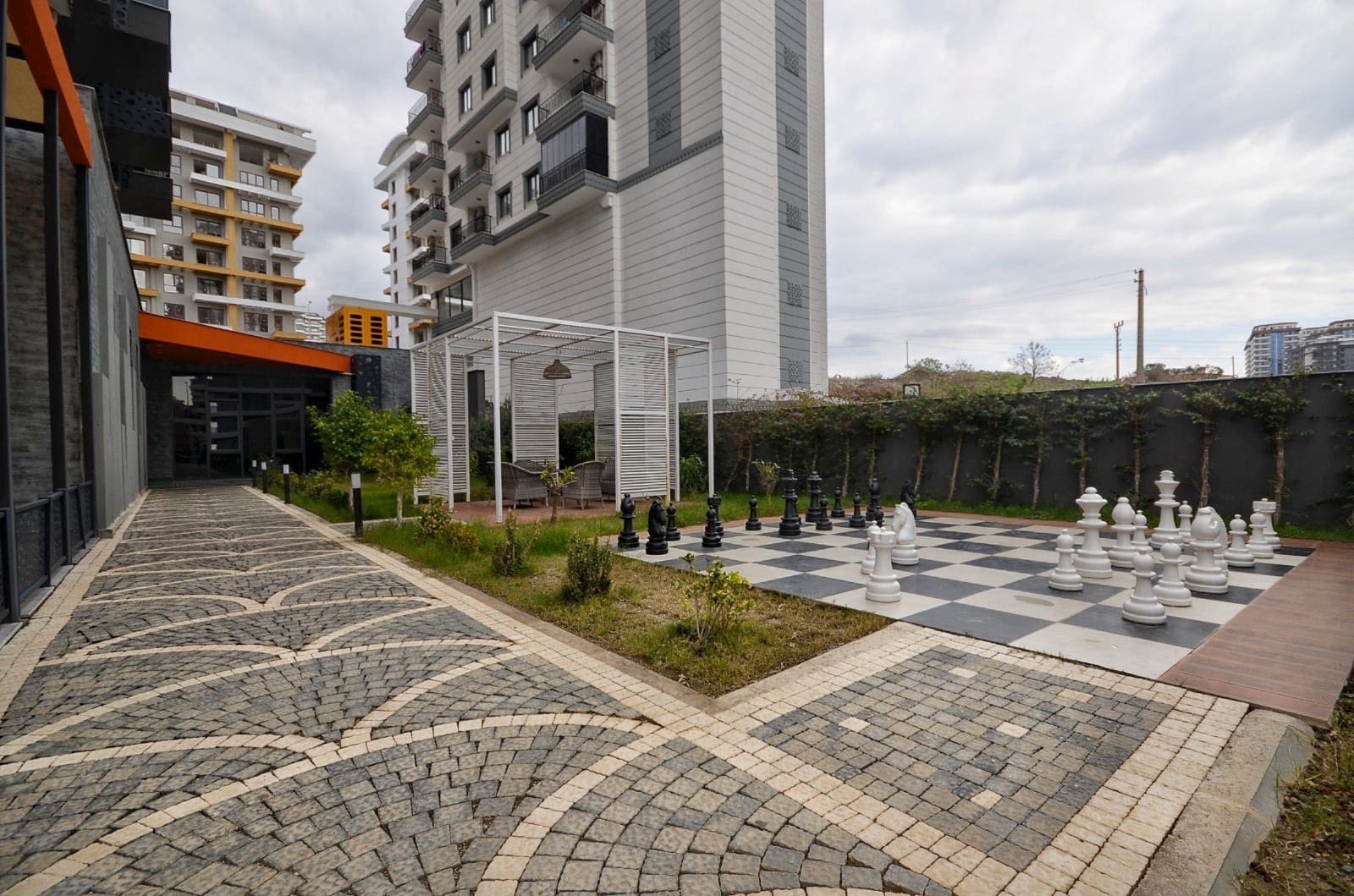 Luxurious 2+1 Apartment with Mountain View, Alanya - Mahmutlar