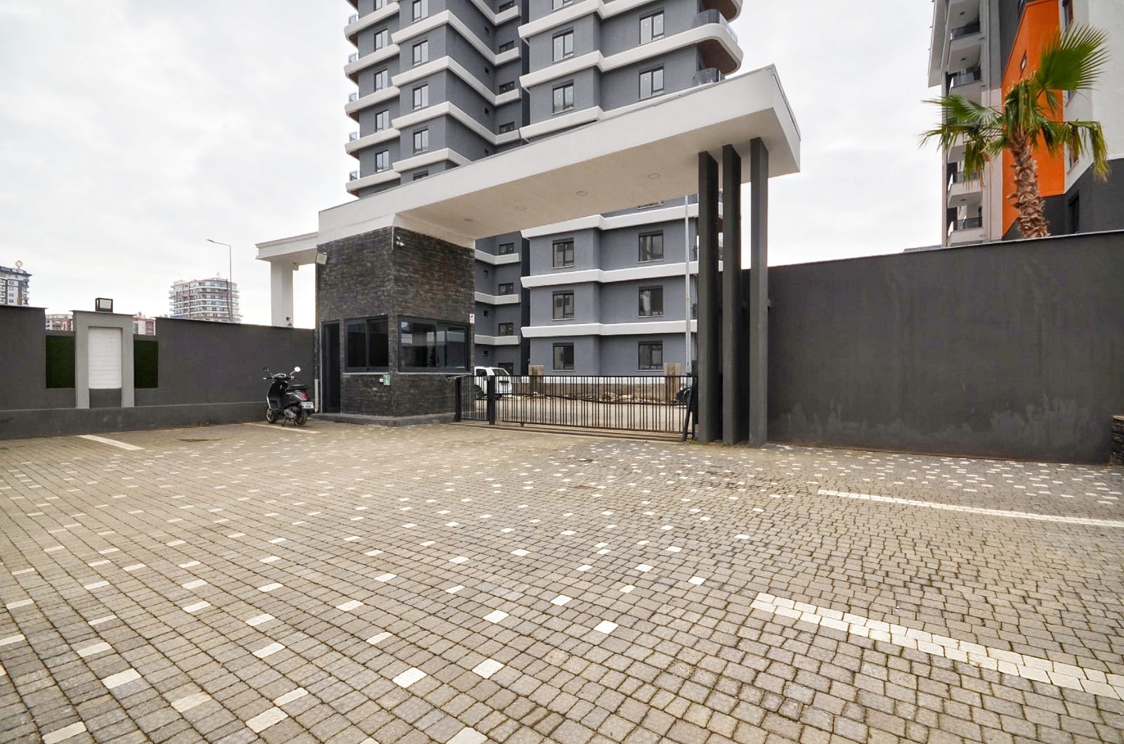 Luxurious 2+1 Apartment with Mountain View, Alanya - Mahmutlar