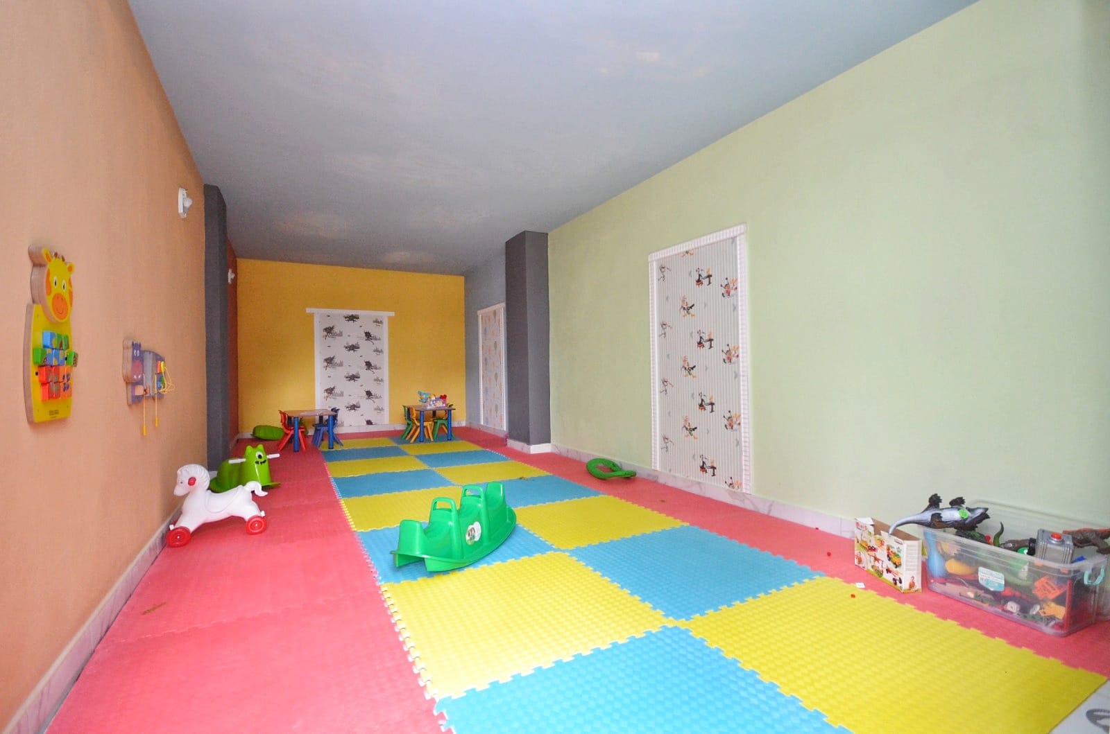 Luxurious 2+1 Apartment with Mountain View, Alanya - Mahmutlar
