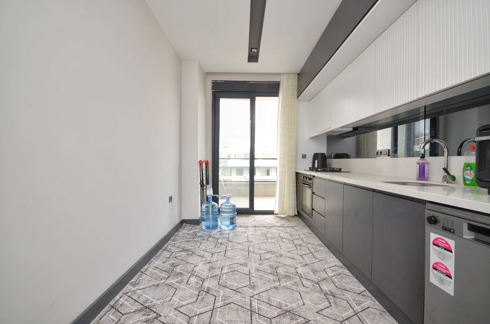 Luxurious 2+1 Apartment with Mountain View, Alanya - Mahmutlar
