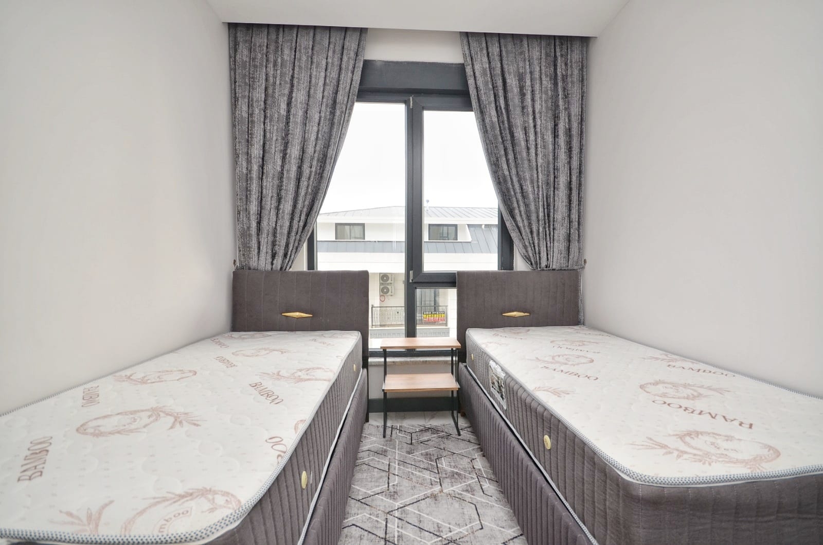 Luxurious 2+1 Apartment with Mountain View, Alanya - Mahmutlar