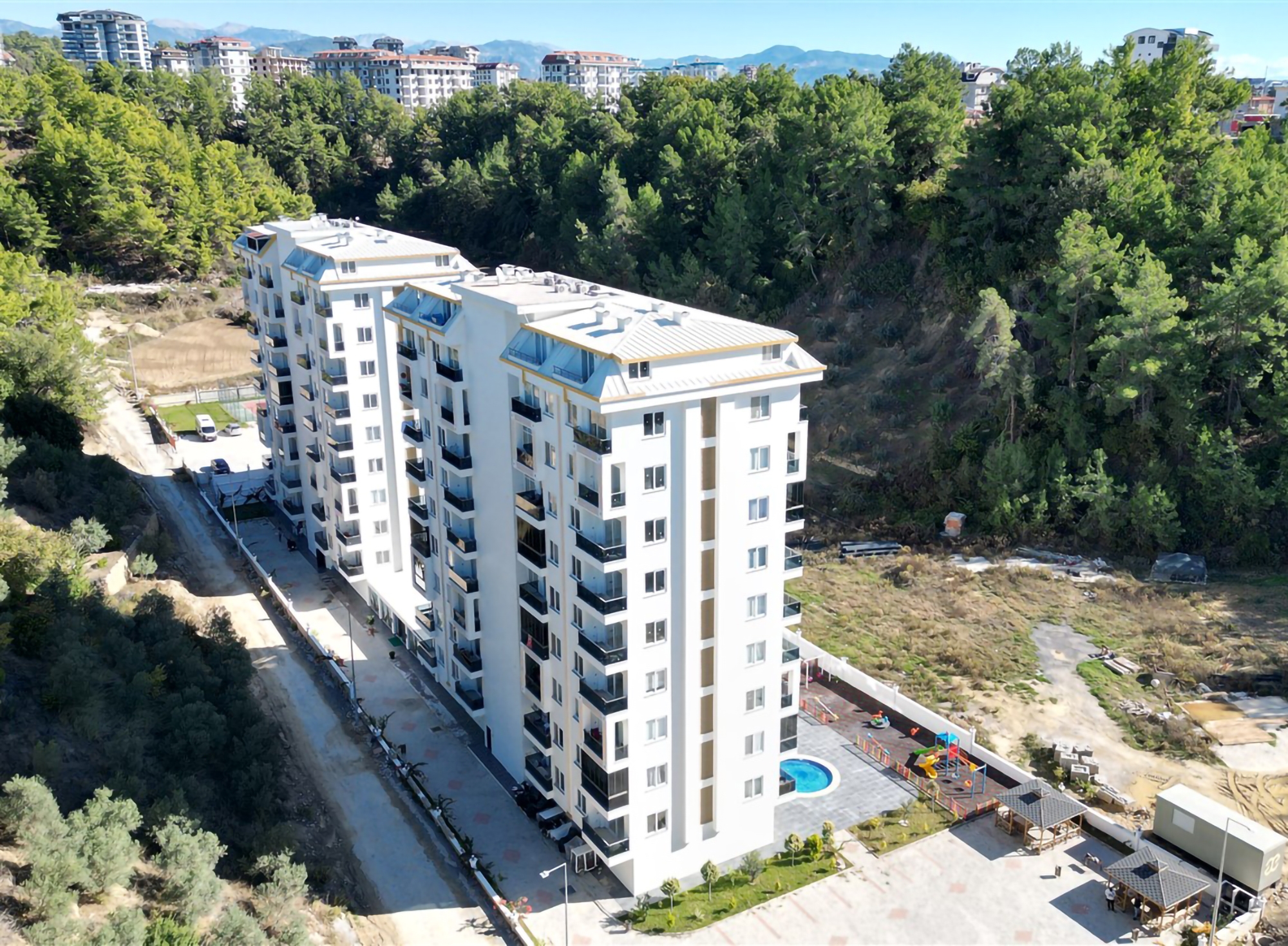 Luksuriøs 2+1 Penthouse med Bjergudsigt i Avsallar