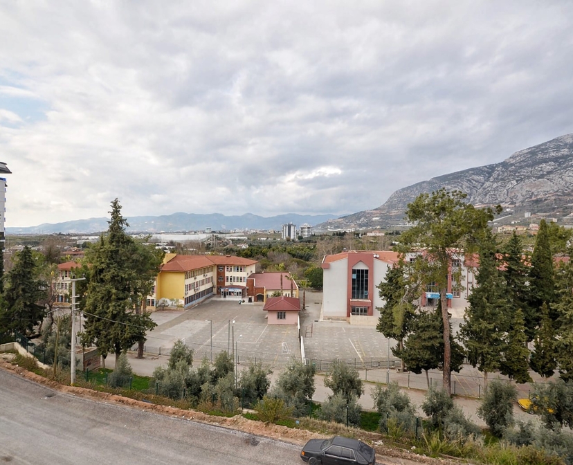 Luxury 1+1 Apartment with Mountain View in Mahmutlar, Alanya