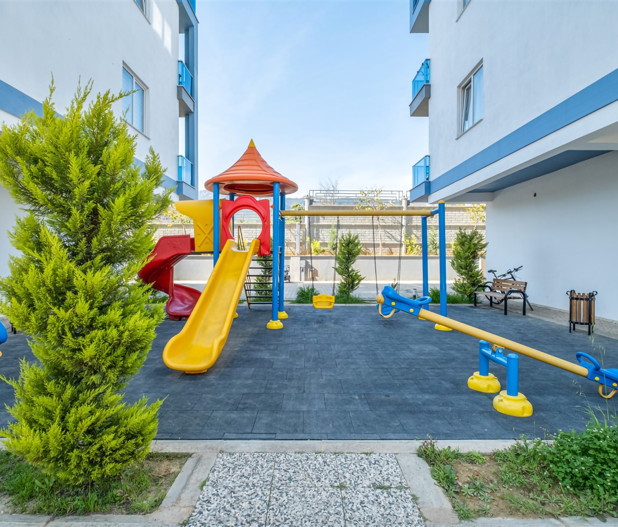 Luxury 1+1 Apartment with Mountain View in Oba, Alanya