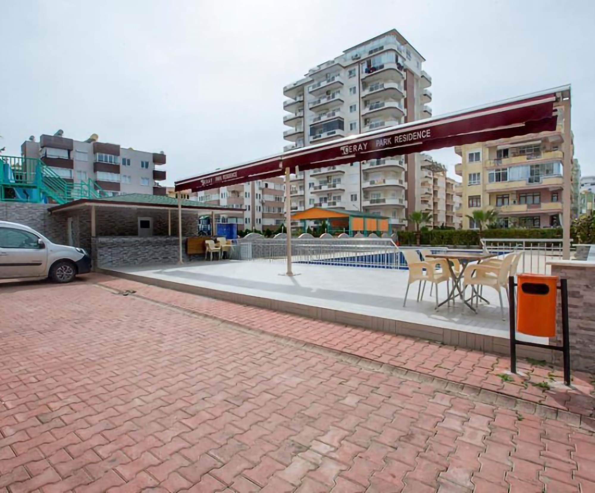 Luxurious 2+1 Apartment with Mountain View in Mahmutlar