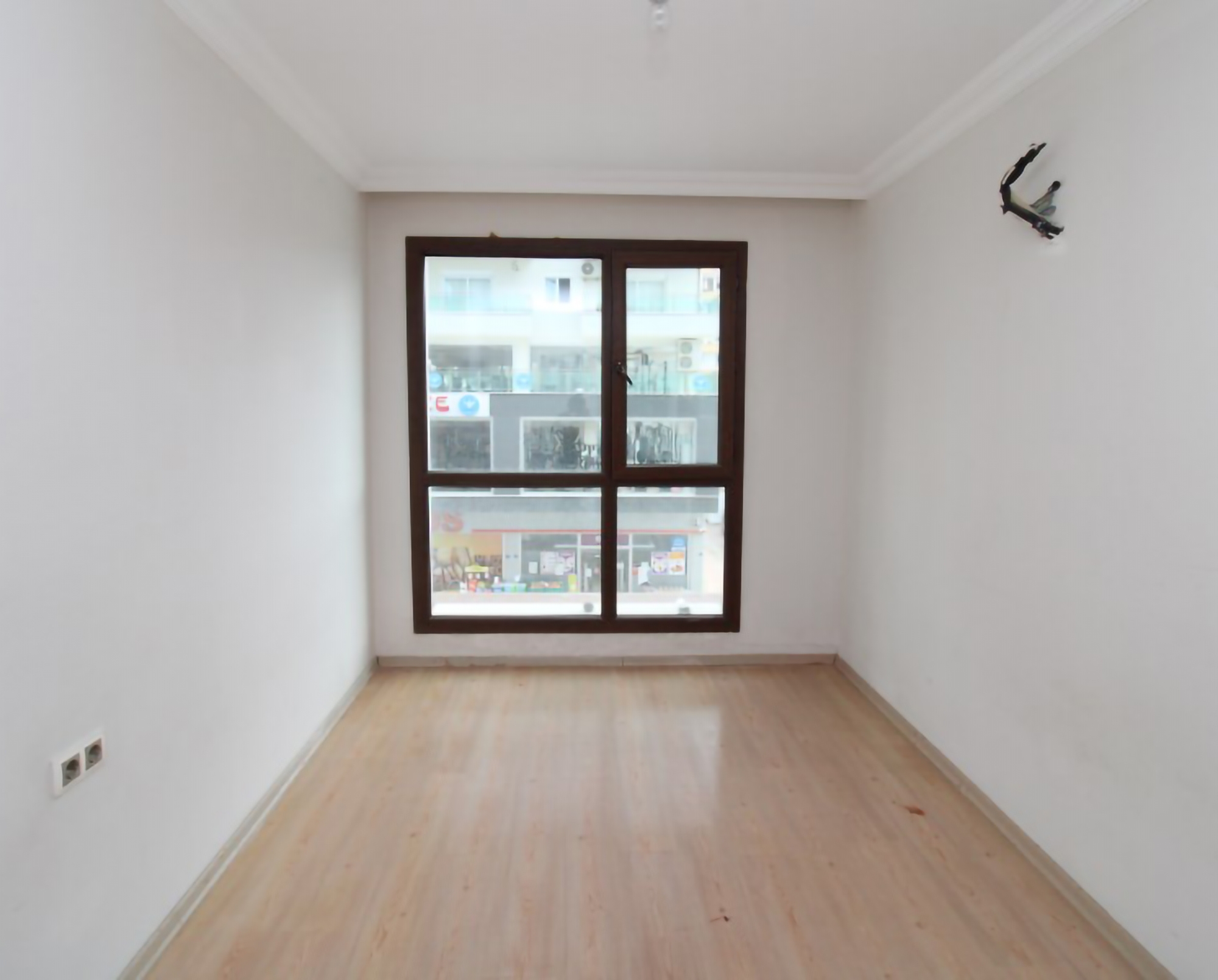 Luxurious 2+1 Apartment with Mountain View in Mahmutlar