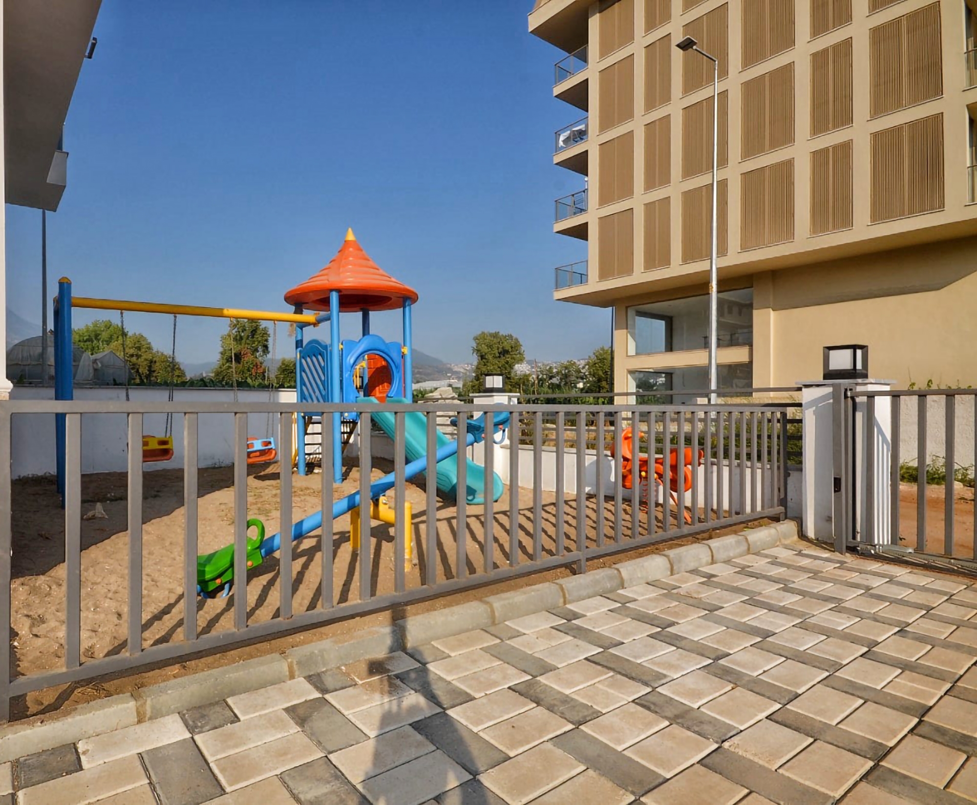 Luxury 2+1 Apartment with Mountain View in Kargicak