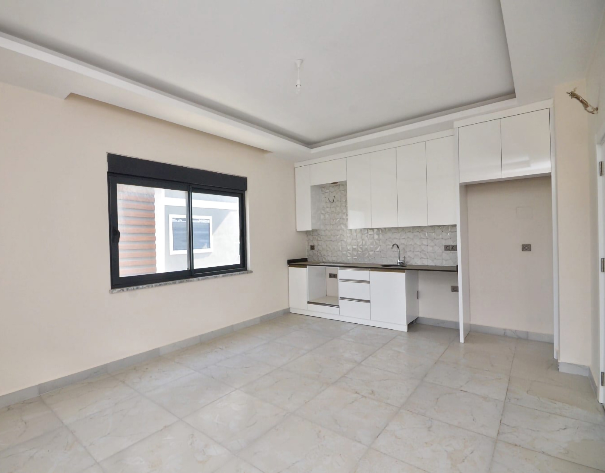 Luxury 2+1 Apartment with Mountain View in Kargicak