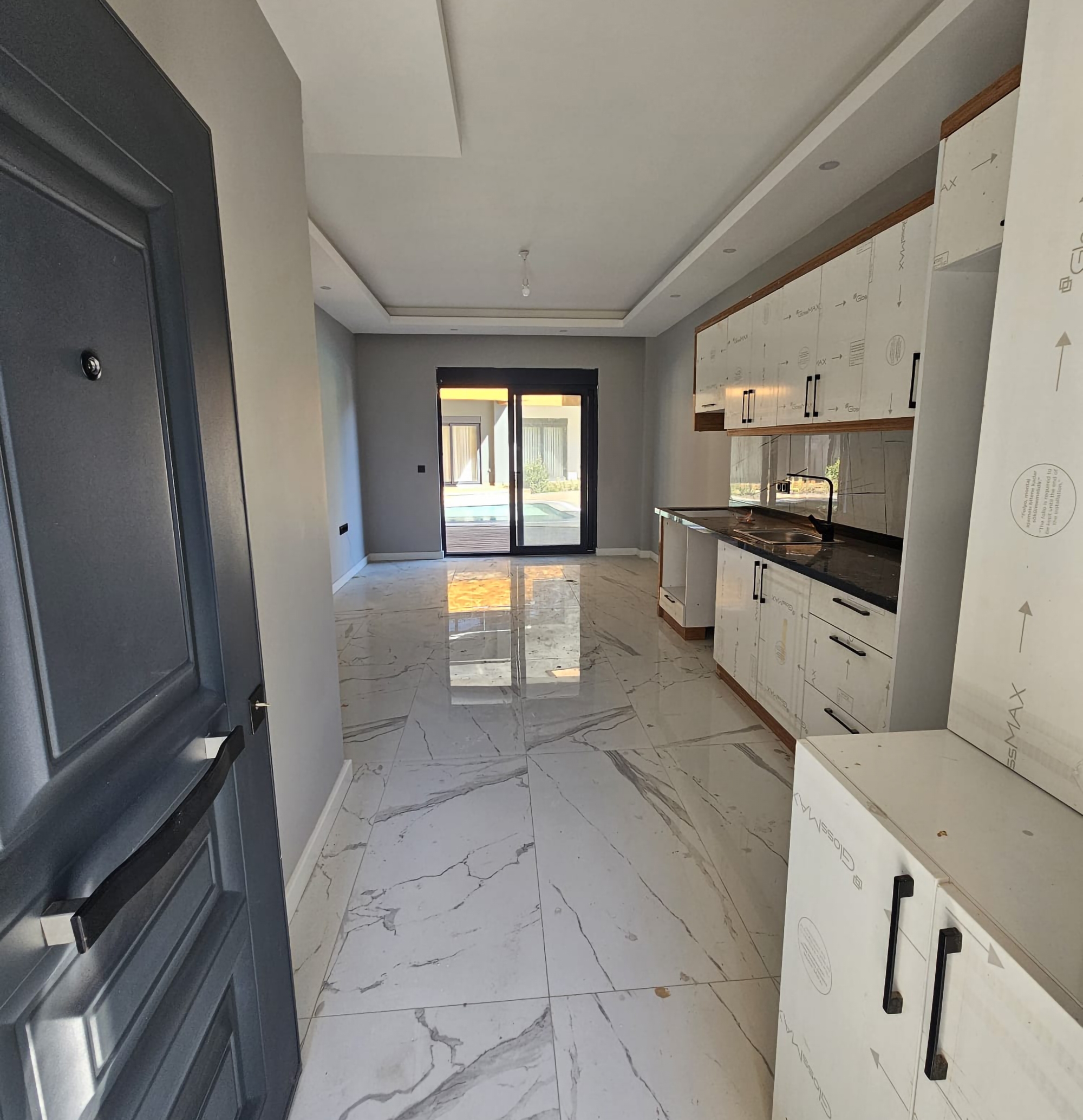 Luxuriöses 1+1 Apartment mit Bergblick in Avsallar, Alanya