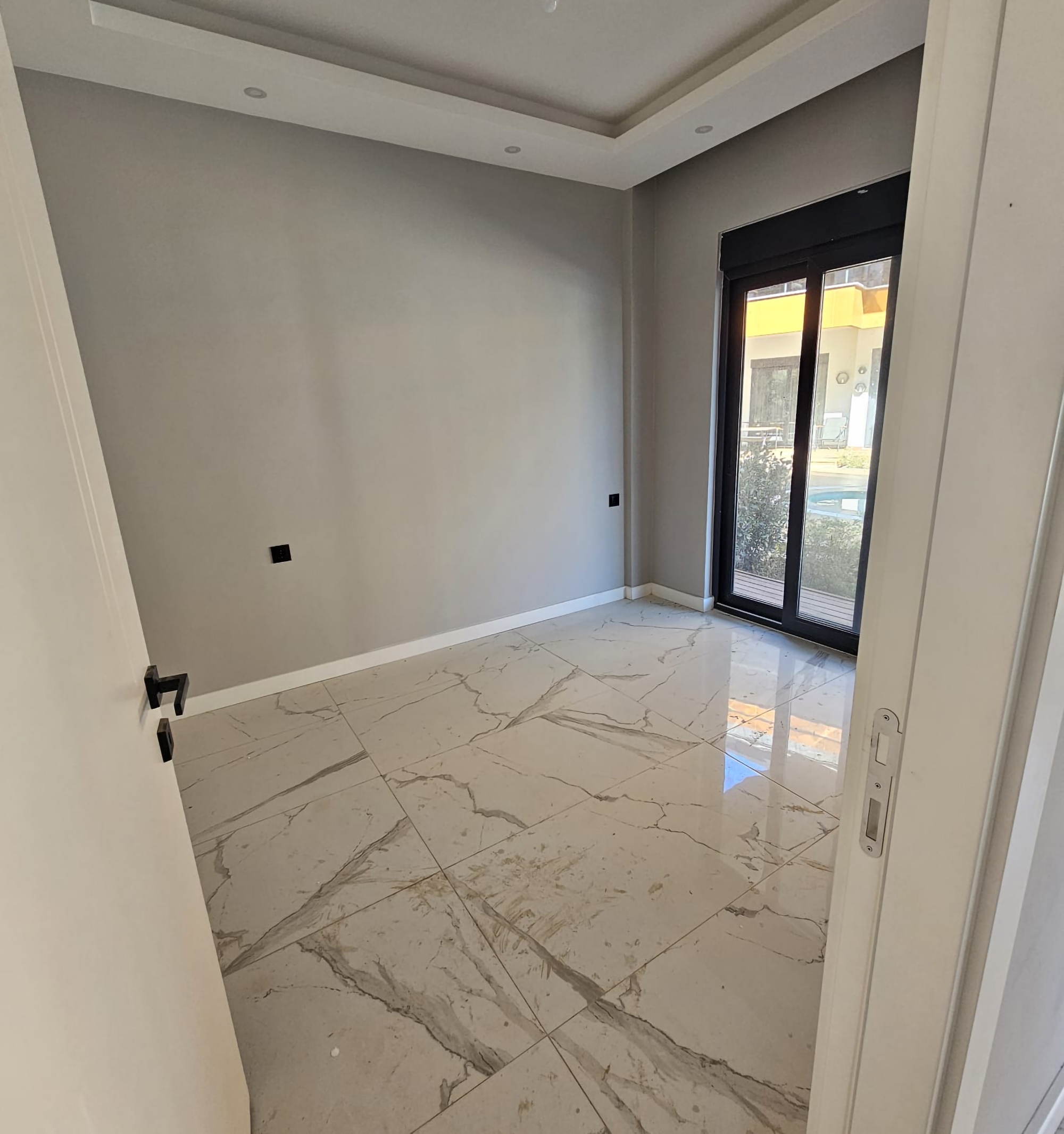 Luxuriöses 1+1 Apartment mit Bergblick in Avsallar, Alanya