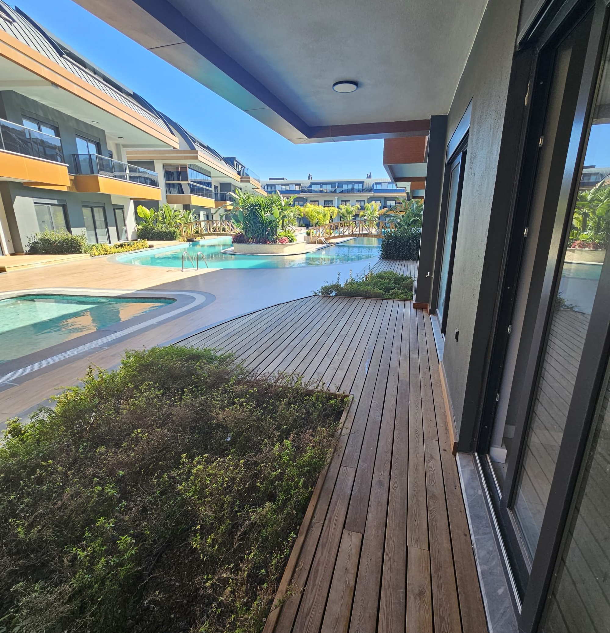 Luxuriöses 1+1 Apartment mit Bergblick in Avsallar, Alanya