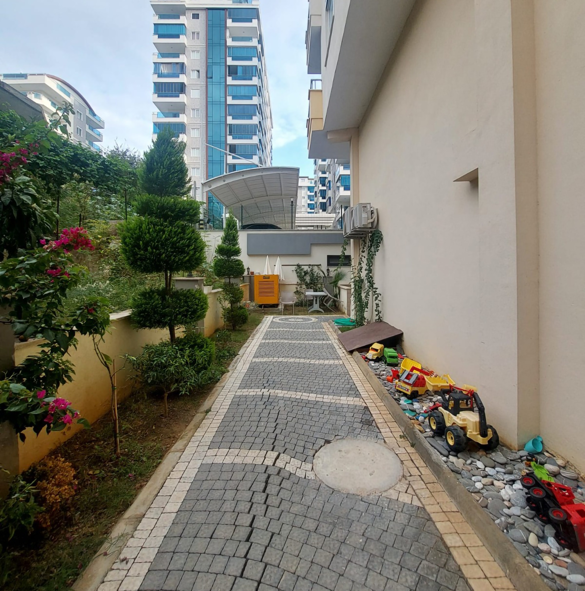Mountain View 2+1 Wohnung in Mahmutlar, Alanya