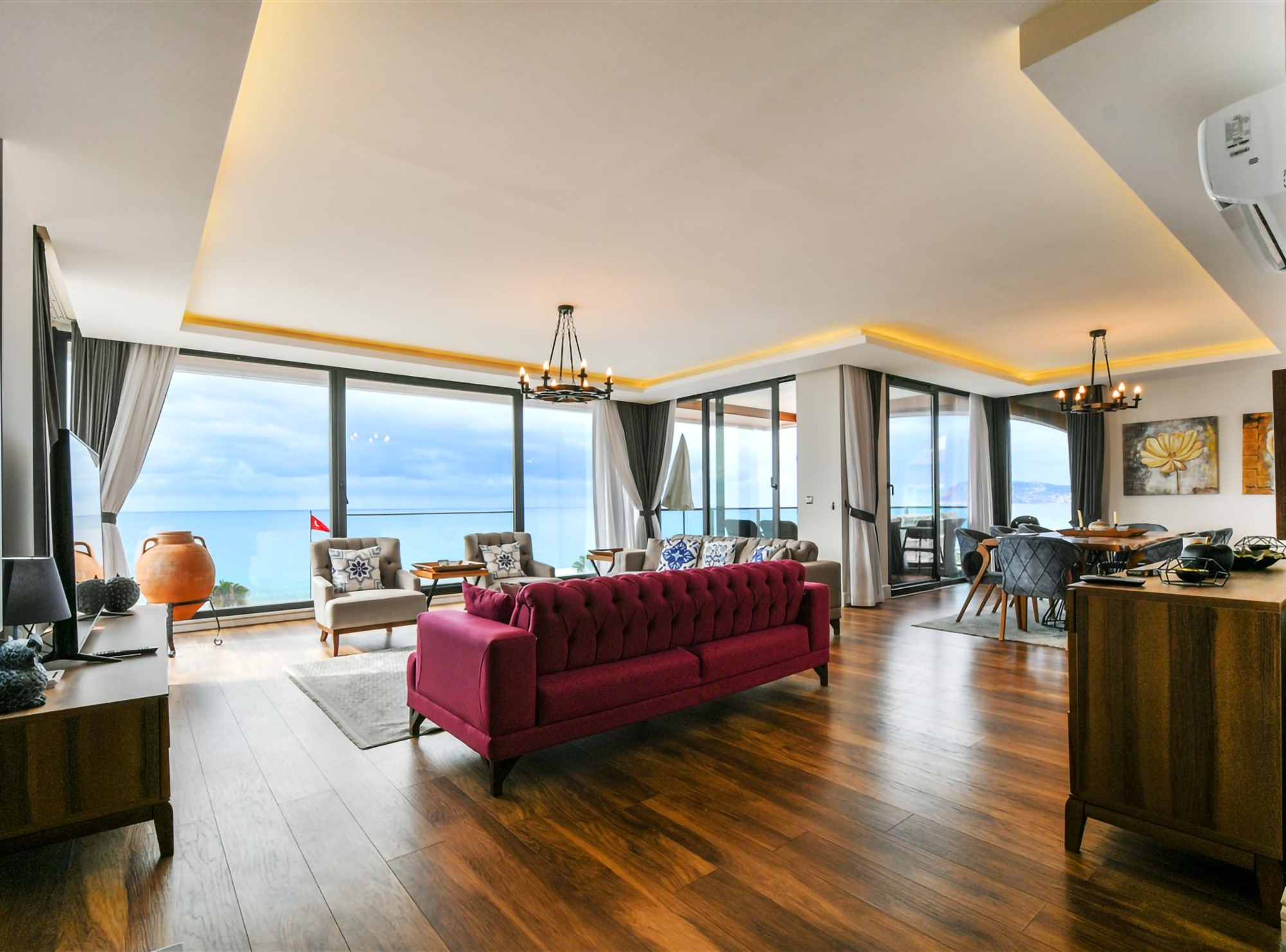 Luxuriöses 4+1 Penthouse mit atemberaubendem Meerblick und Burgblick, Alanya - Kestel