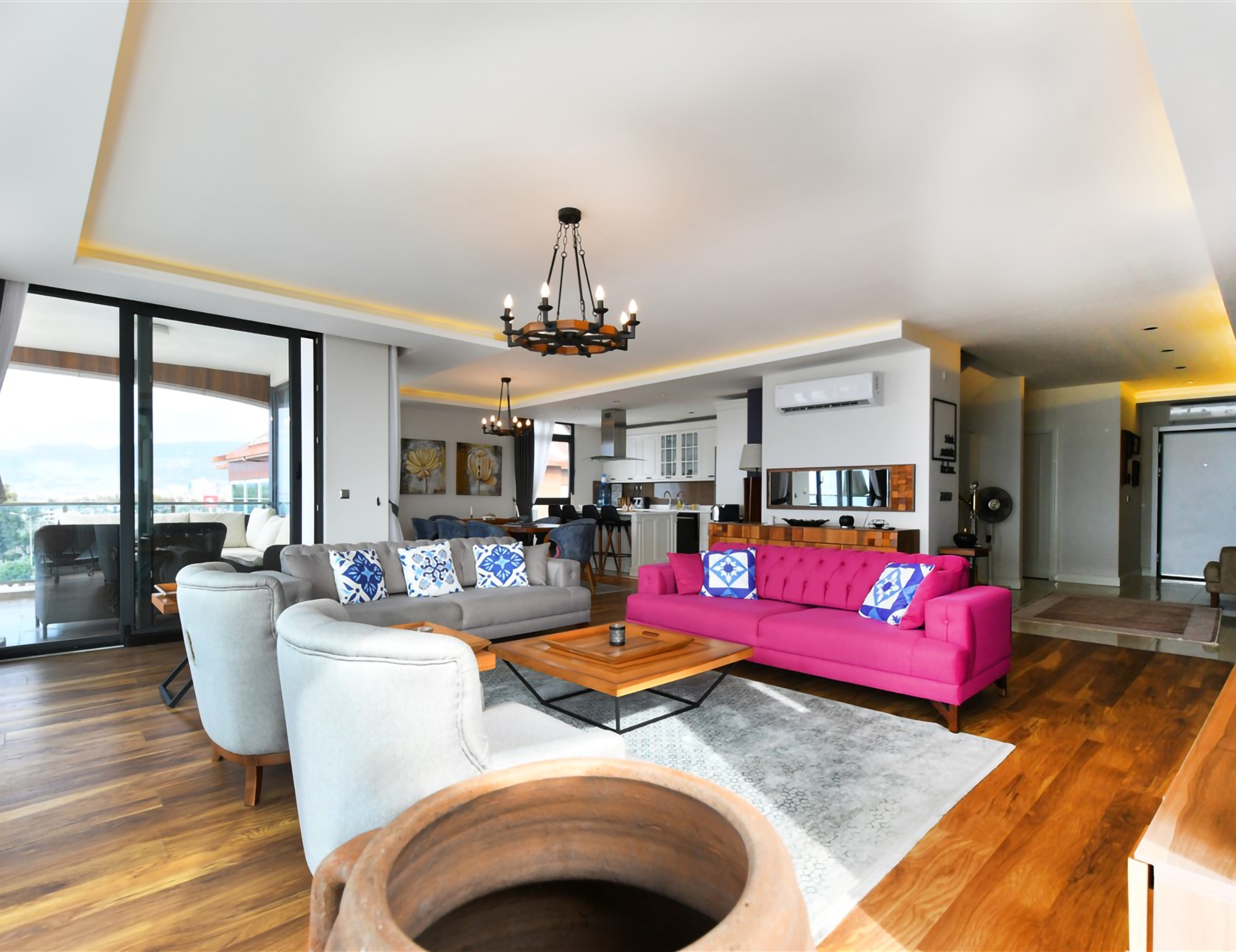 Luxuriöses 4+1 Penthouse mit atemberaubendem Meerblick und Burgblick, Alanya - Kestel