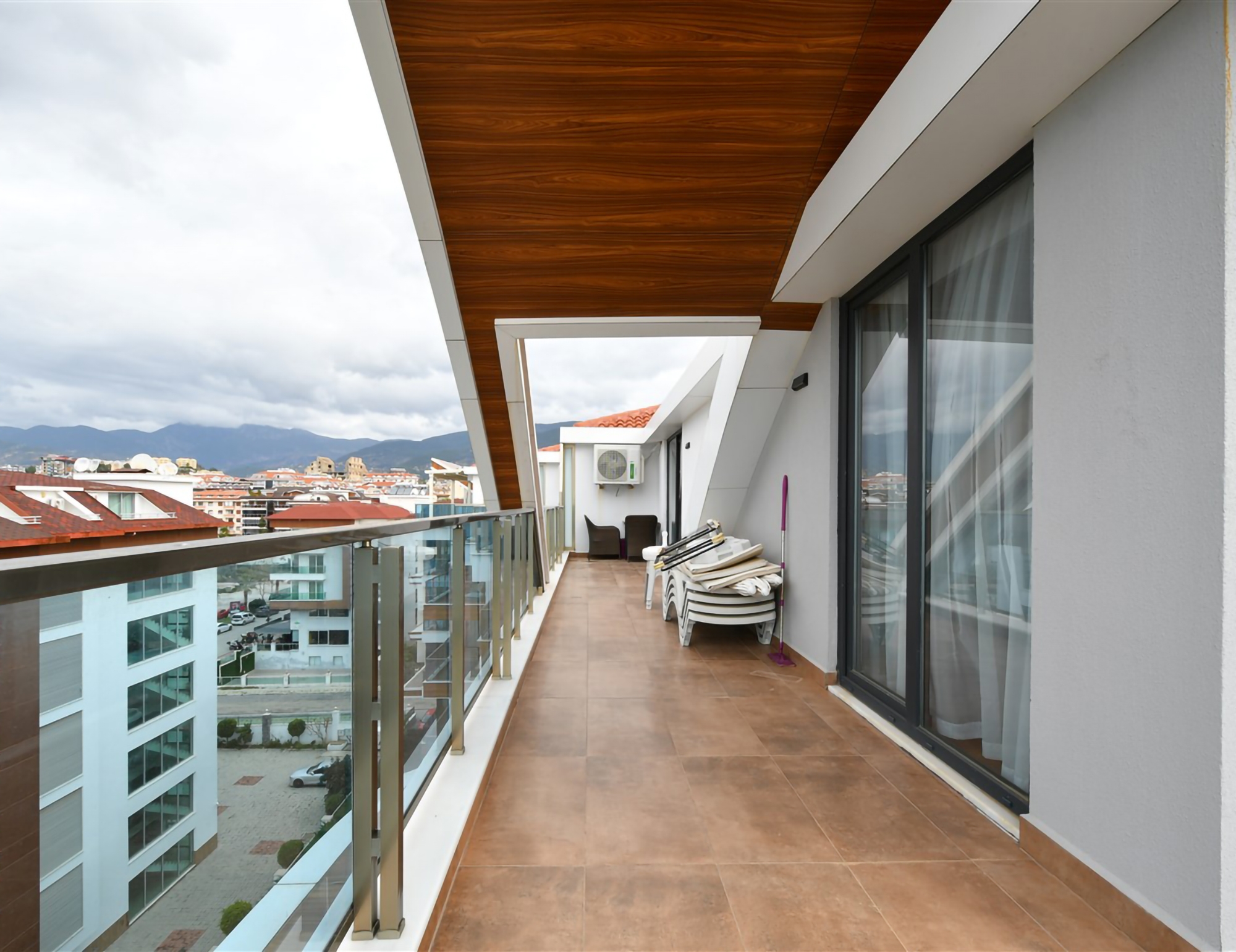 Luxuriöses 4+1 Penthouse mit atemberaubendem Meerblick und Burgblick, Alanya - Kestel