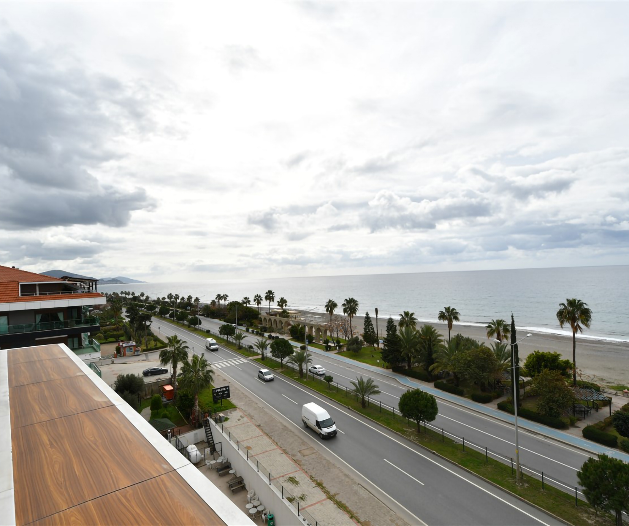 Luxuriöses 4+1 Penthouse mit atemberaubendem Meerblick und Burgblick, Alanya - Kestel