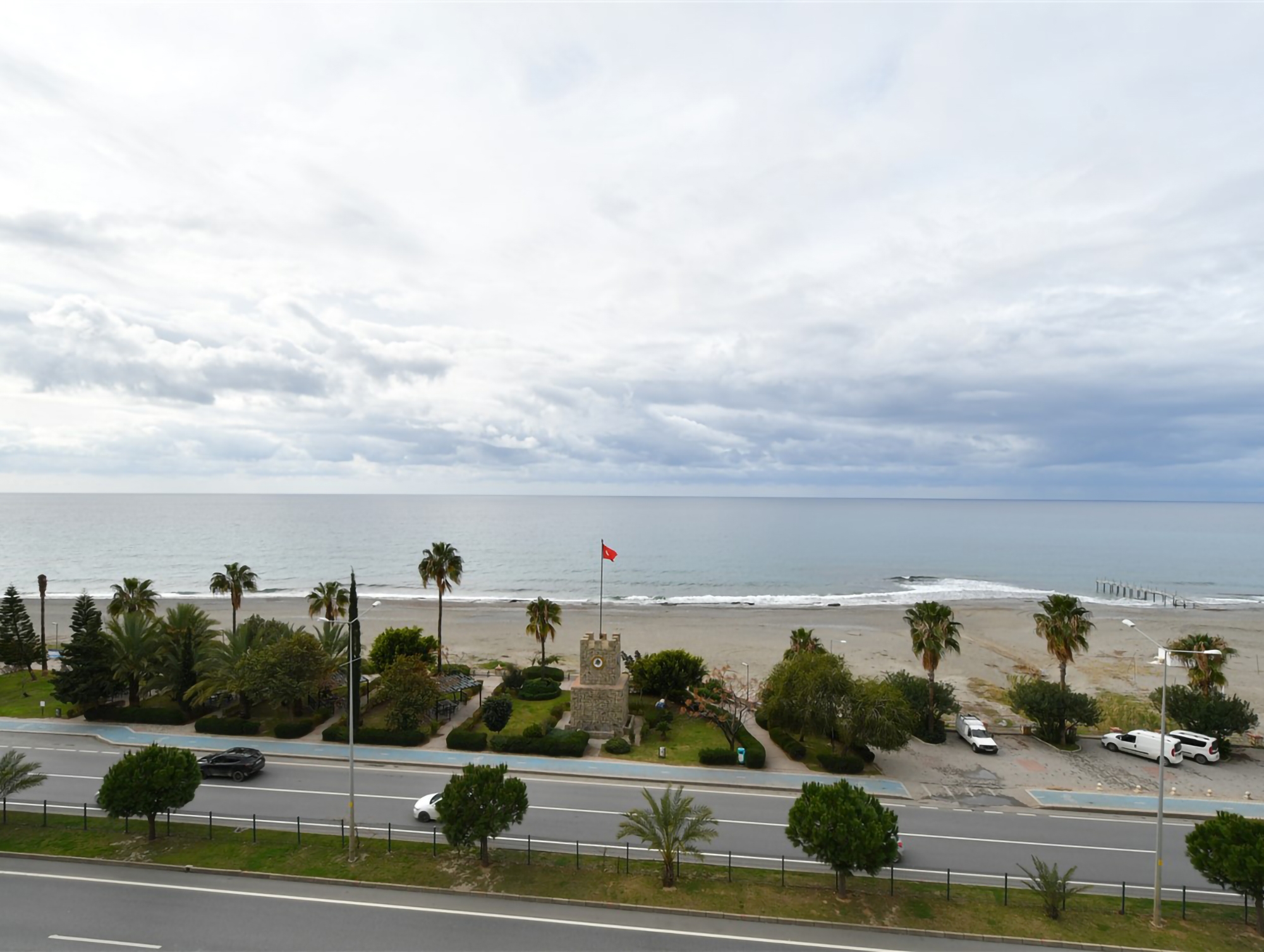 Luxuriöses 4+1 Penthouse mit atemberaubendem Meerblick und Burgblick, Alanya - Kestel