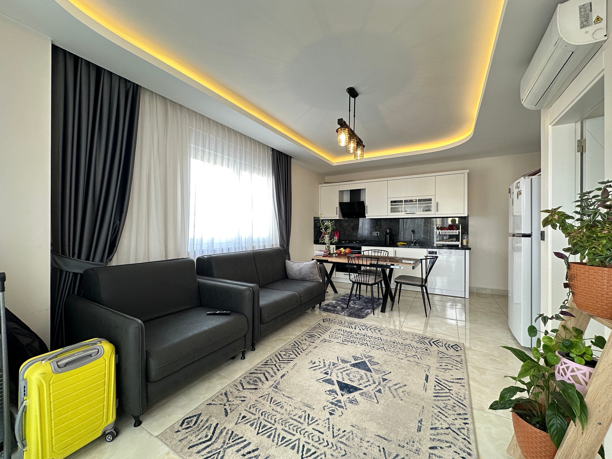 Luxuriöses 1+1 Apartment mit Bergblick in Mahmutlar, Alanya