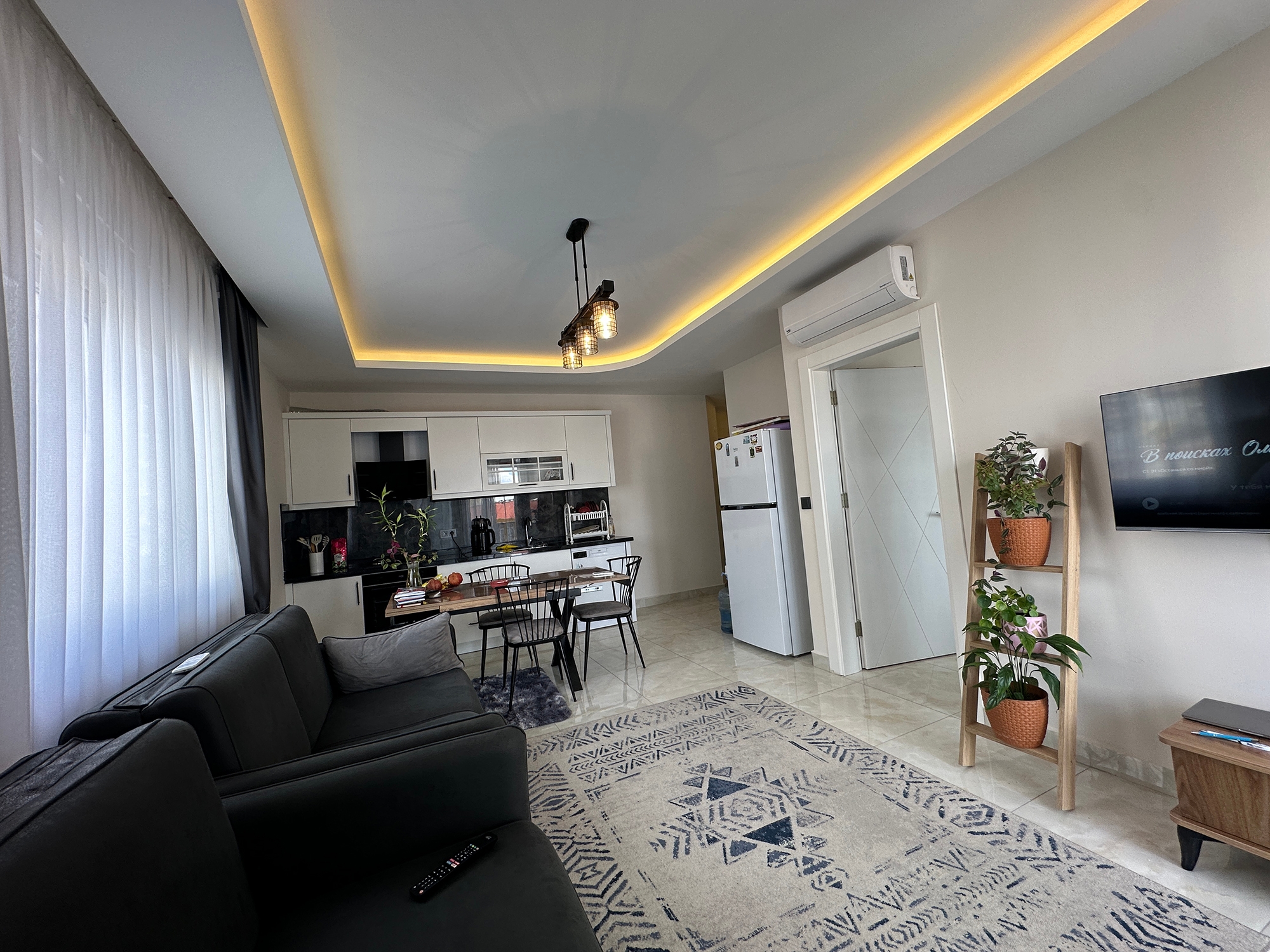 Luxuriöses 1+1 Apartment mit Bergblick in Mahmutlar, Alanya