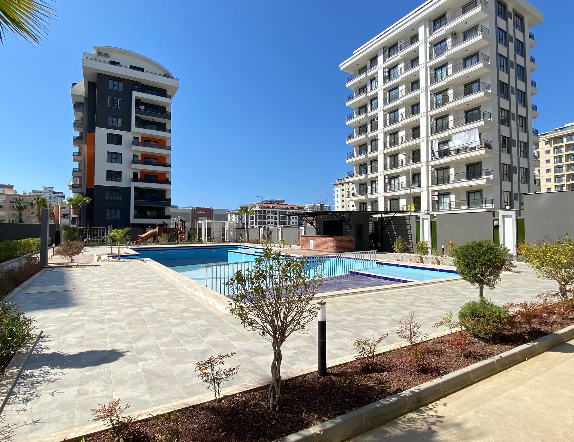 Luxurious 1+1 Apartment with Mountain View, Alanya