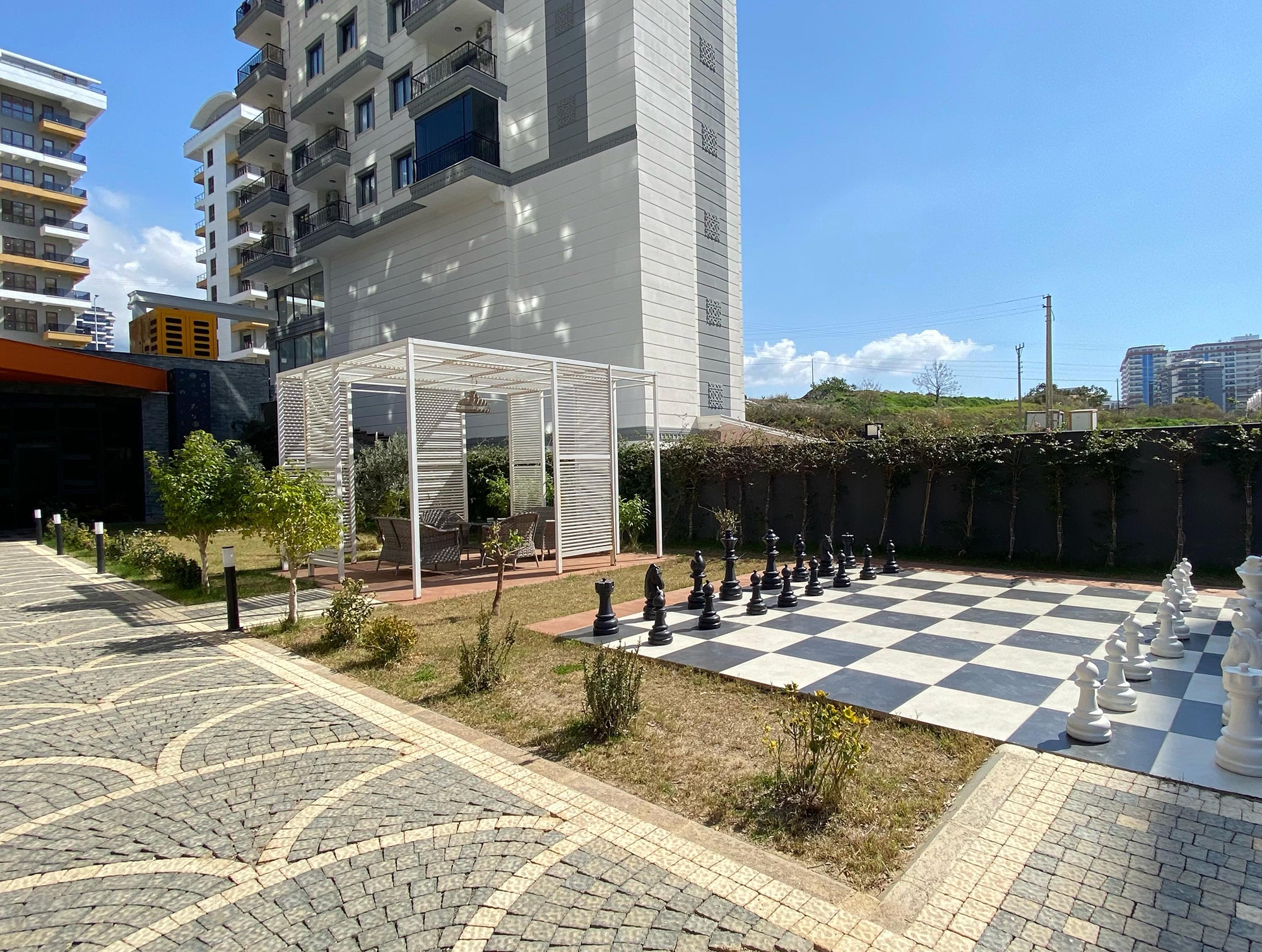 Luxurious 1+1 Apartment with Mountain View, Alanya