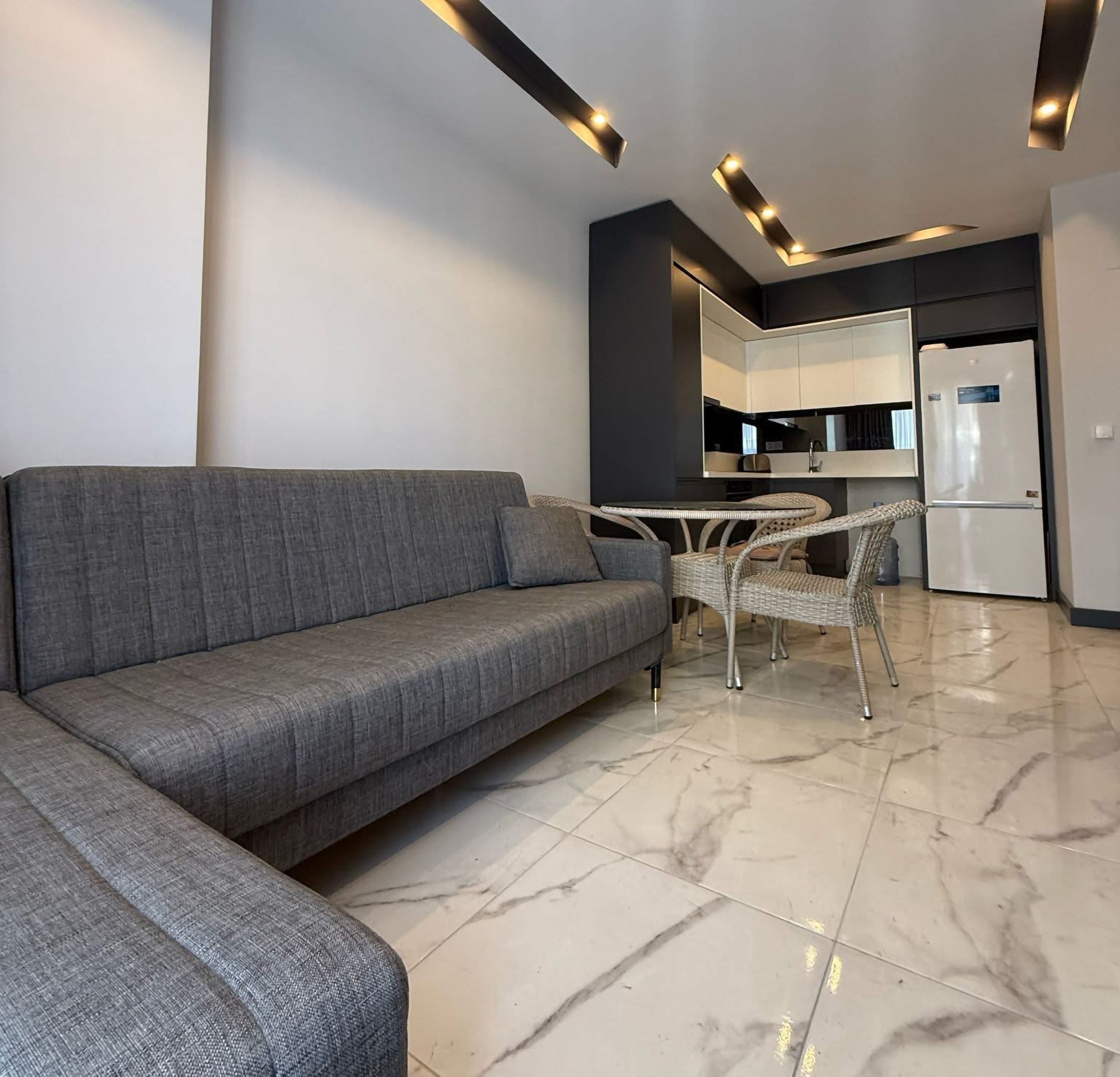 Luxurious 1+1 Apartment with Mountain View, Alanya