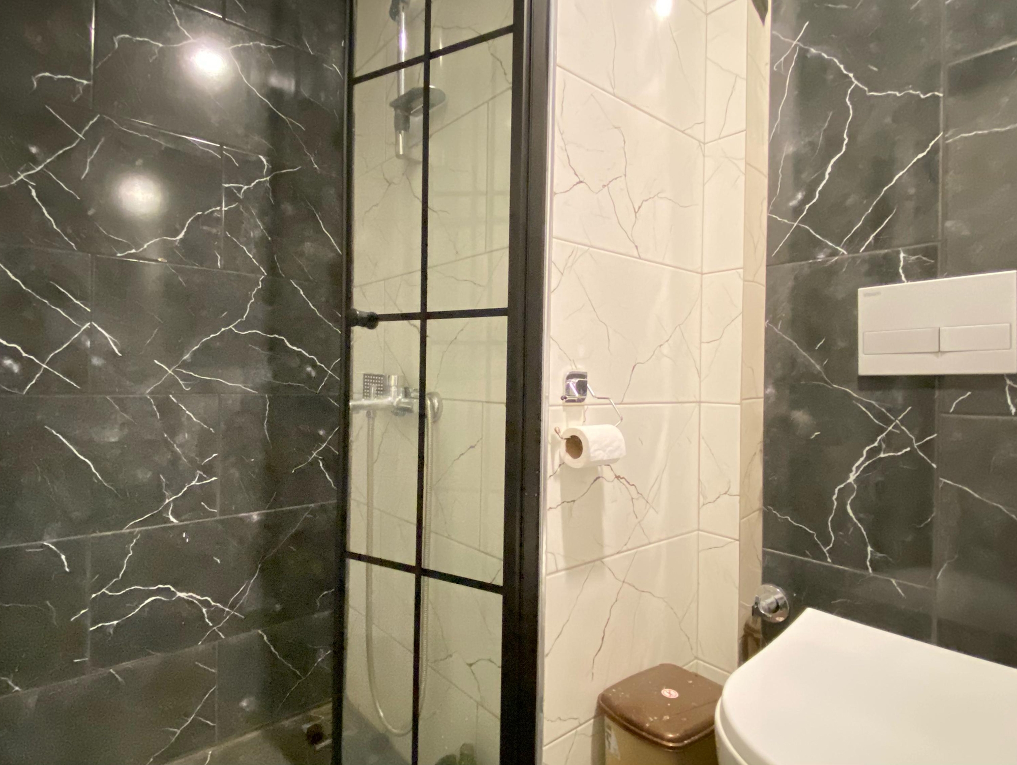 Luxurious 1+1 Apartment with Mountain View, Alanya
