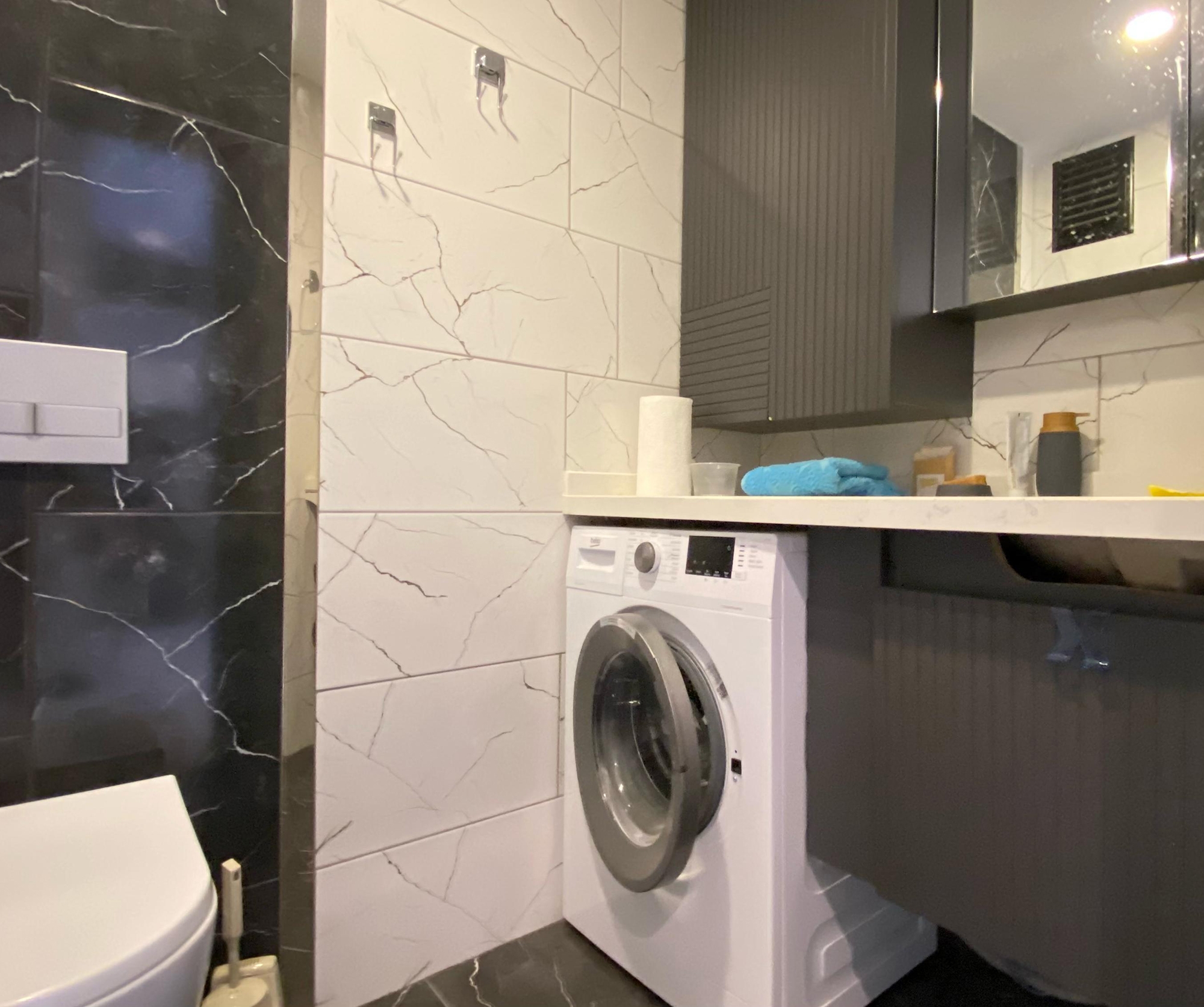Luxurious 1+1 Apartment with Mountain View, Alanya