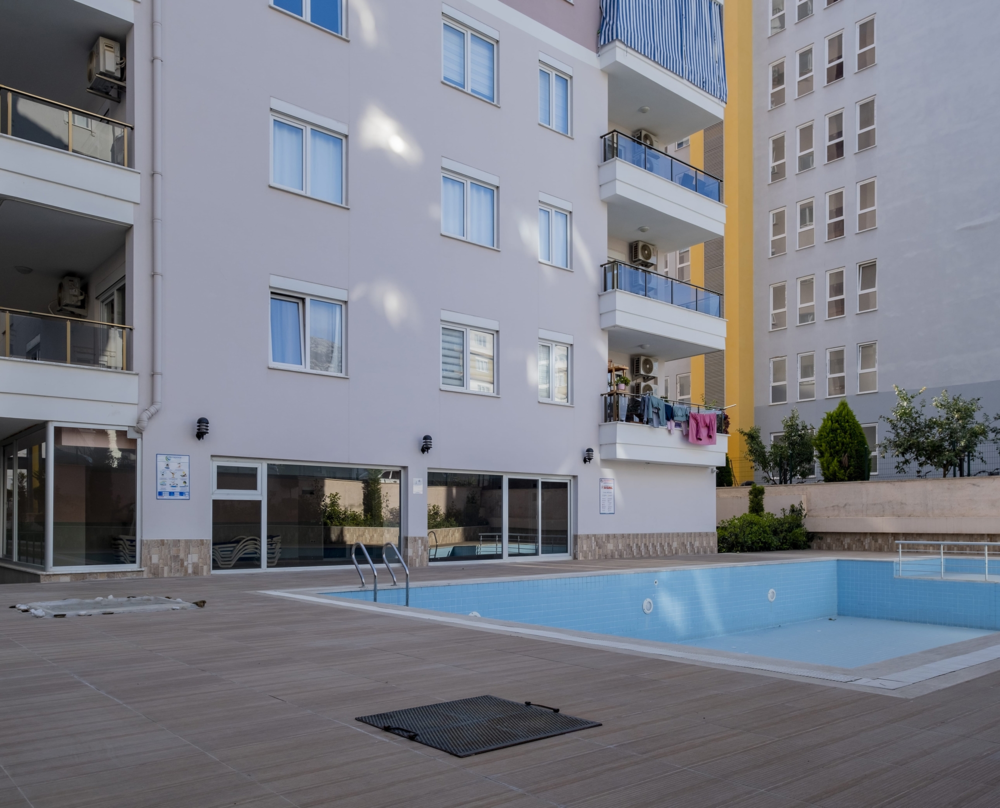 Spacious 3+1 Apartment with Mountain Views in Mahmutlar