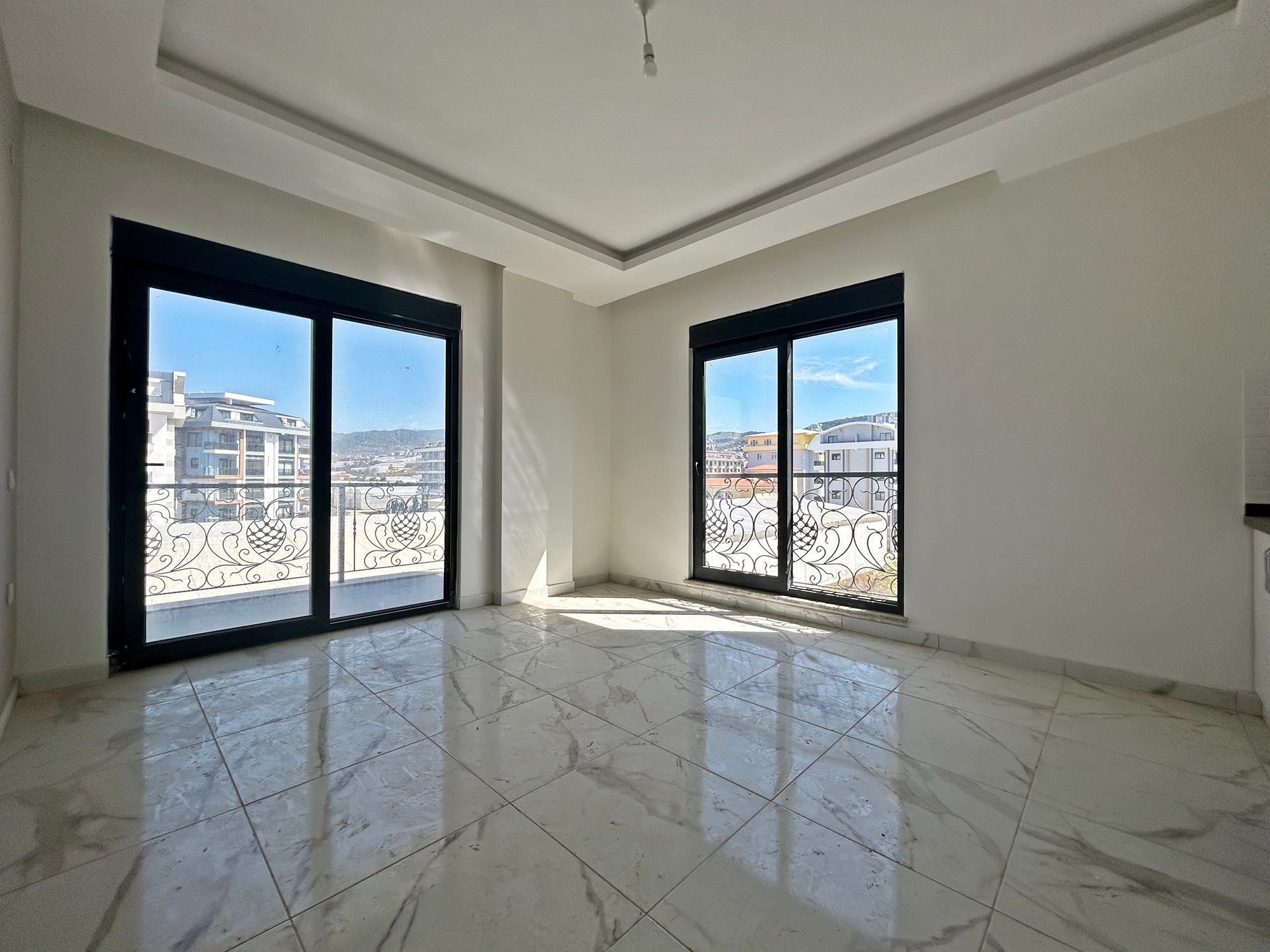 Bergblick 1+1 Wohnung in Kargicak, Alanya