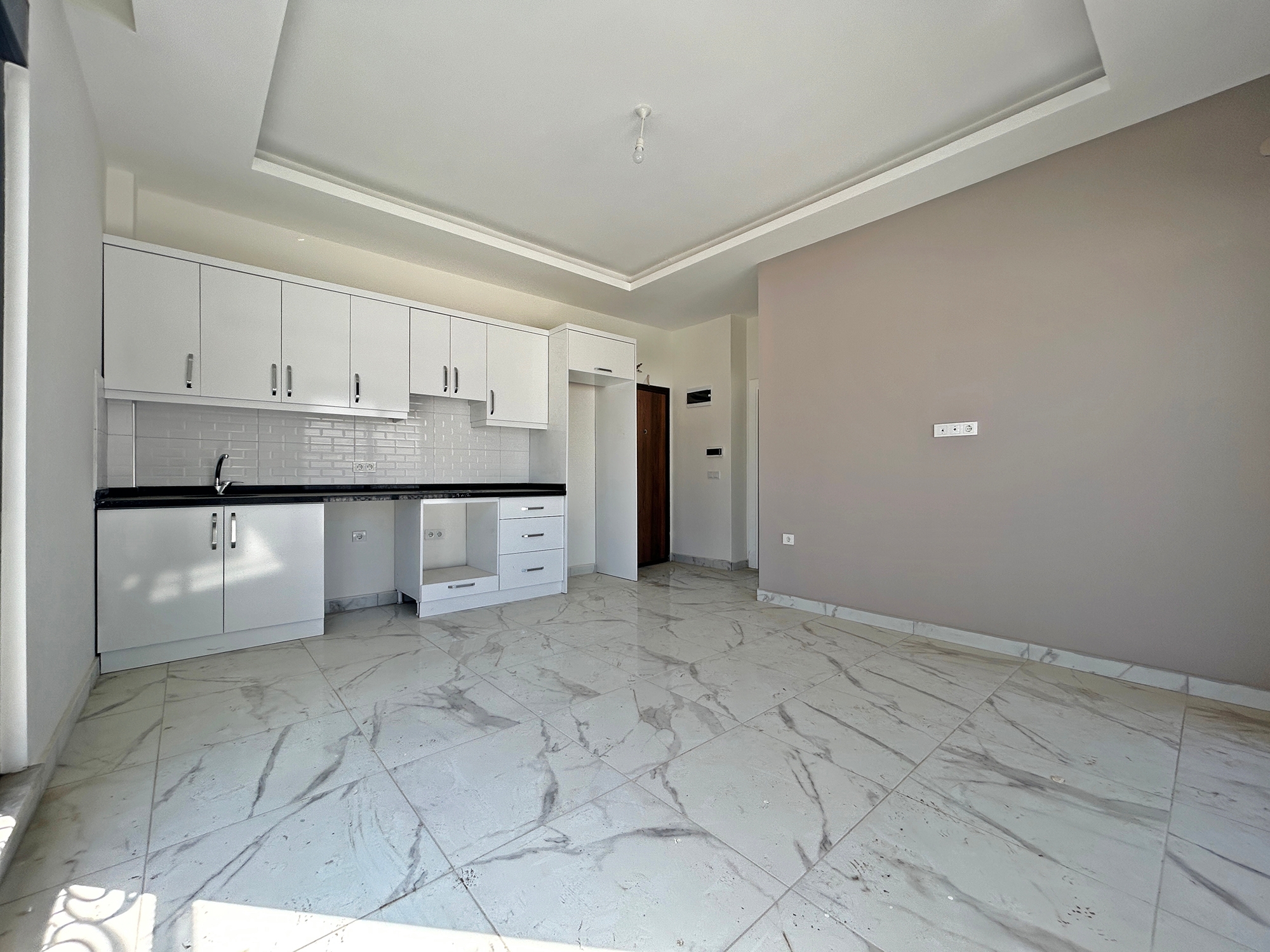 Bergblick 1+1 Wohnung in Kargicak, Alanya