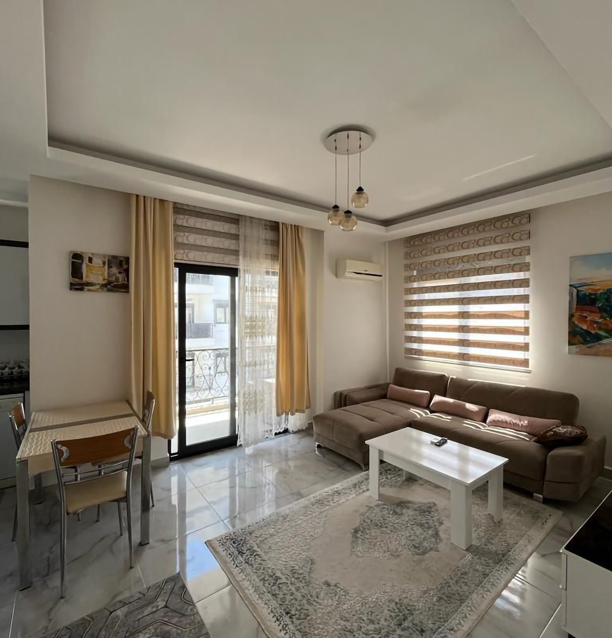 Moderni 1+1 huoneisto vuorinäköalalla, Alanya-Mahmutlar