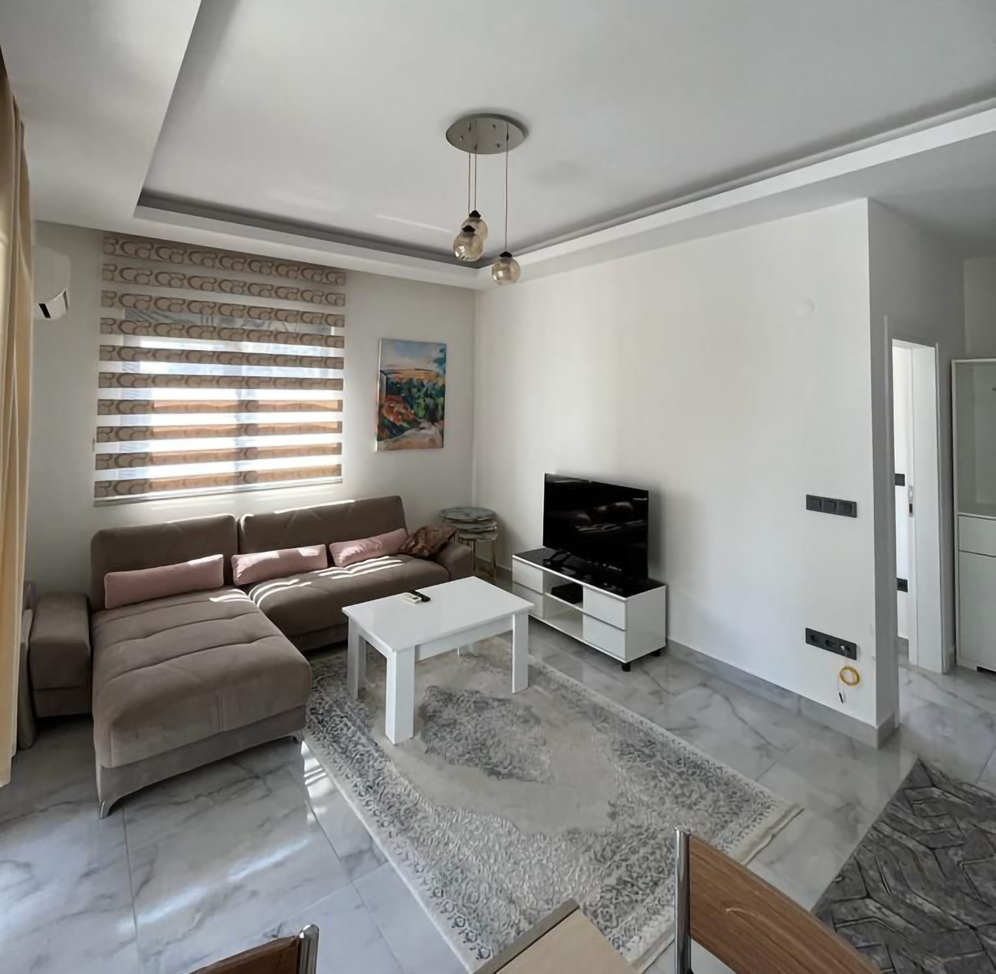 Moderni 1+1 huoneisto vuorinäköalalla, Alanya-Mahmutlar