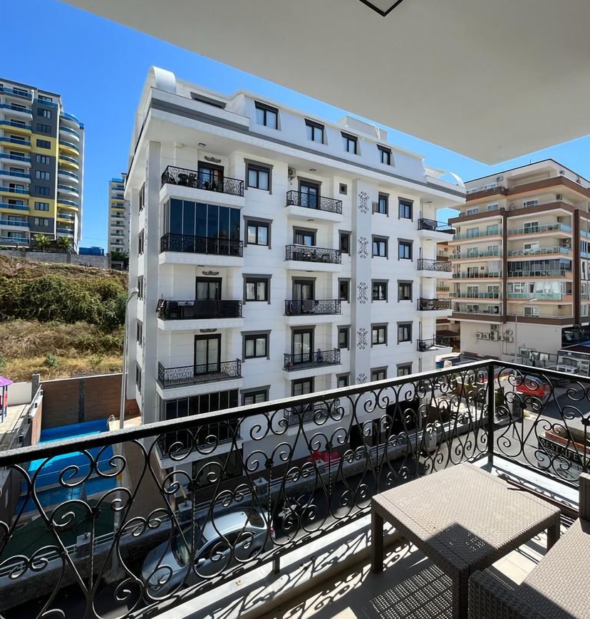 Moderni 1+1 huoneisto vuorinäköalalla, Alanya-Mahmutlar