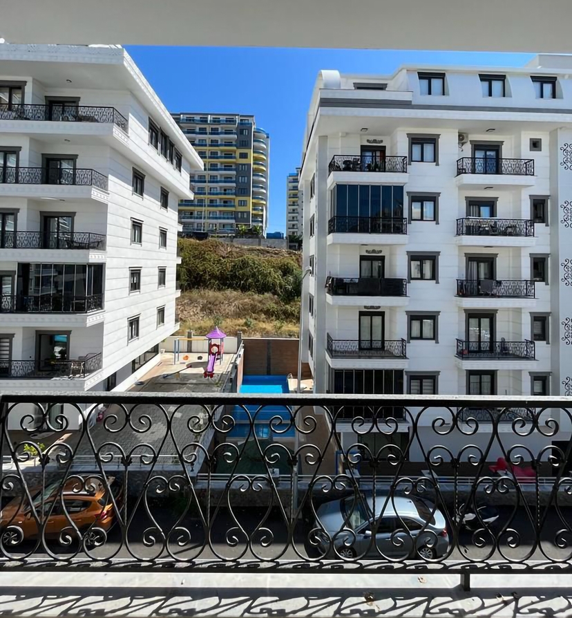 Moderni 1+1 huoneisto vuorinäköalalla, Alanya-Mahmutlar