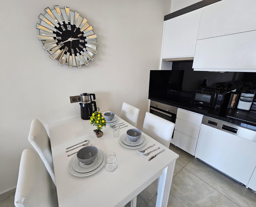 Luxuriöses 1+1 Apartment mit Meerblick und Bergblick in Mahmutlar, Alanya