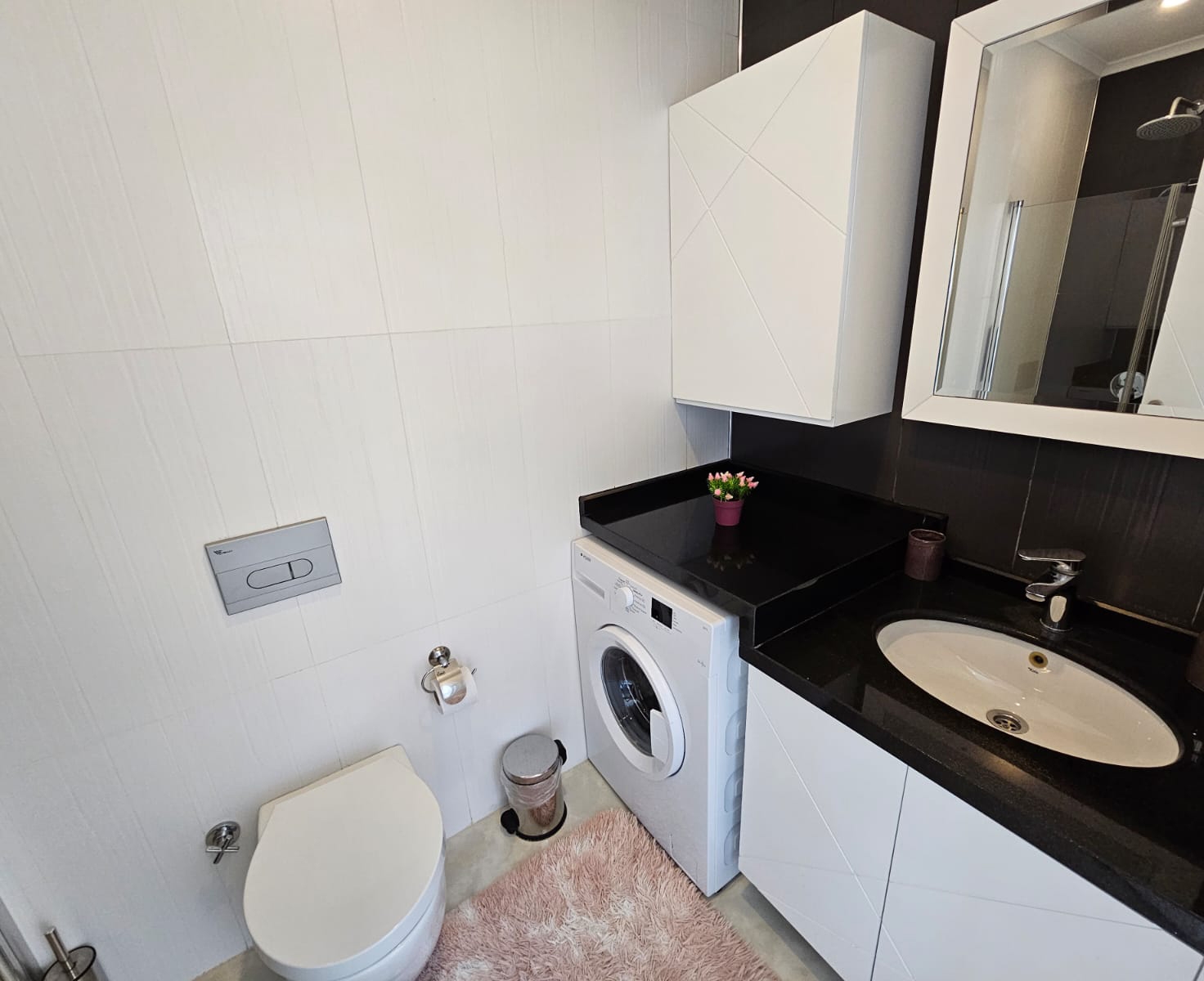 Luxuriöses 1+1 Apartment mit Meerblick und Bergblick in Mahmutlar, Alanya