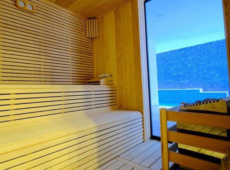 Luxuriöses 1+1 Apartment mit Bergblick im Zentrum von Alanya