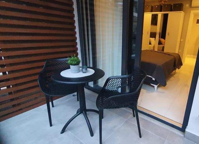 Luxuriöses 1+1 Apartment mit Bergblick im Zentrum von Alanya