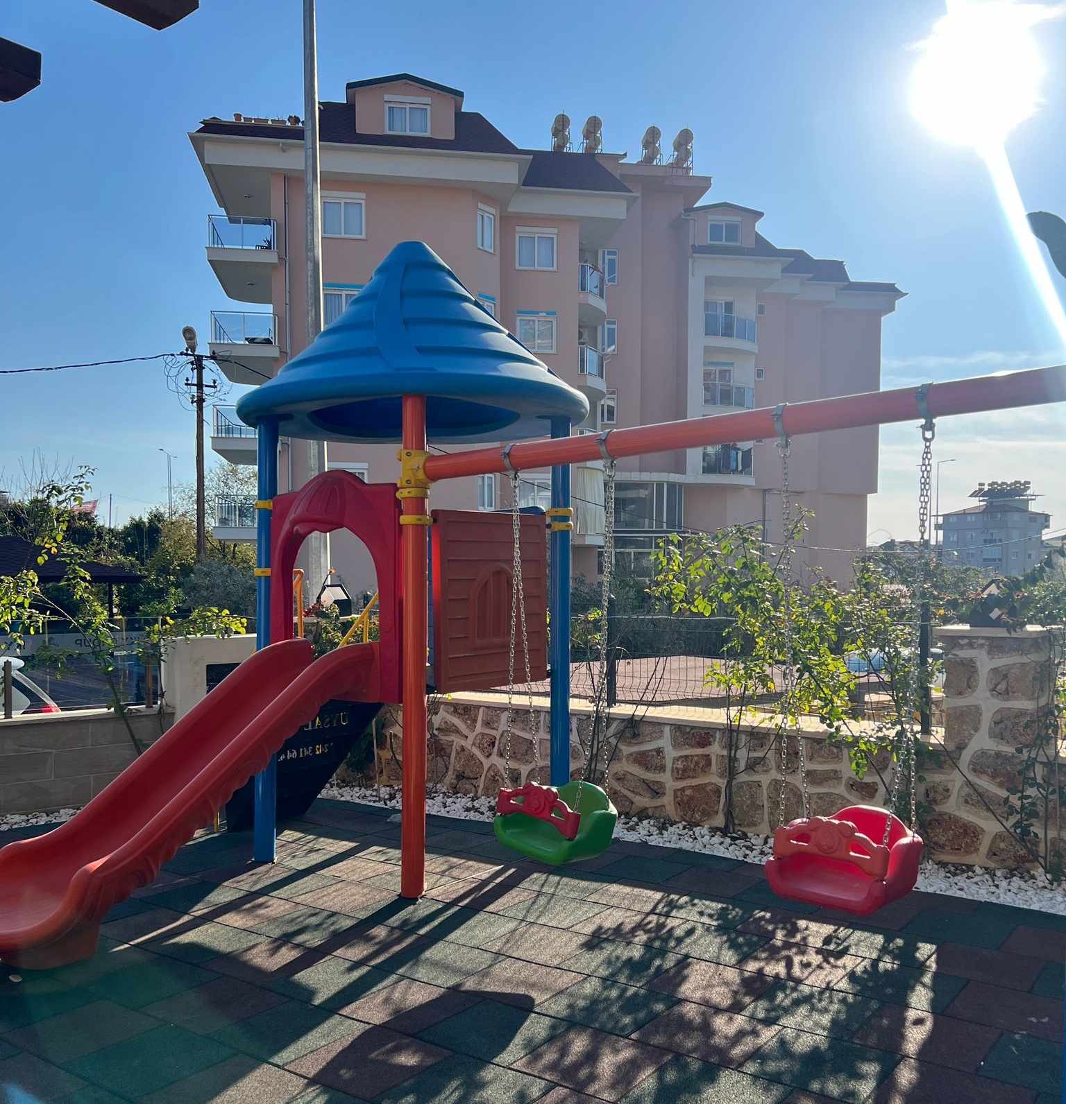 Luksus 1+1 Lejlighed i Alanya-OBA med Bjergudsigt
