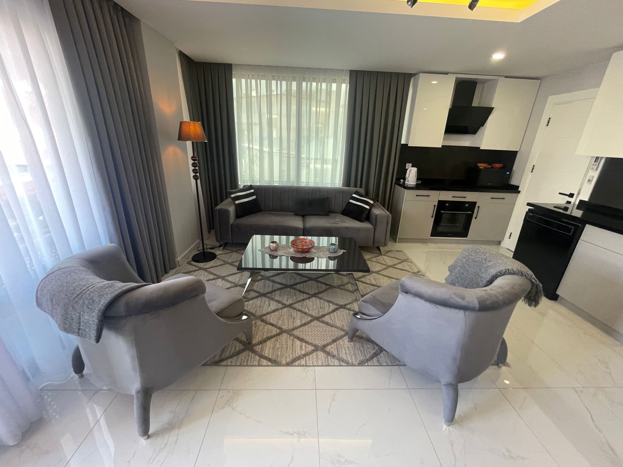 Luksus 2+1 Penthouse med Bjergudsigt i Alanya Centrum
