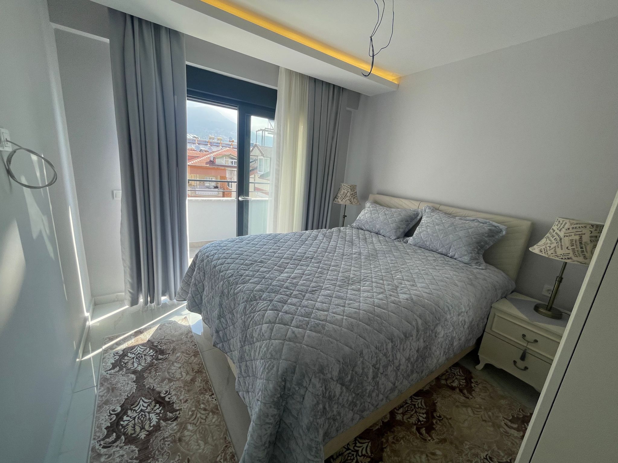 Luksus 2+1 Penthouse med Bjergudsigt i Alanya Centrum