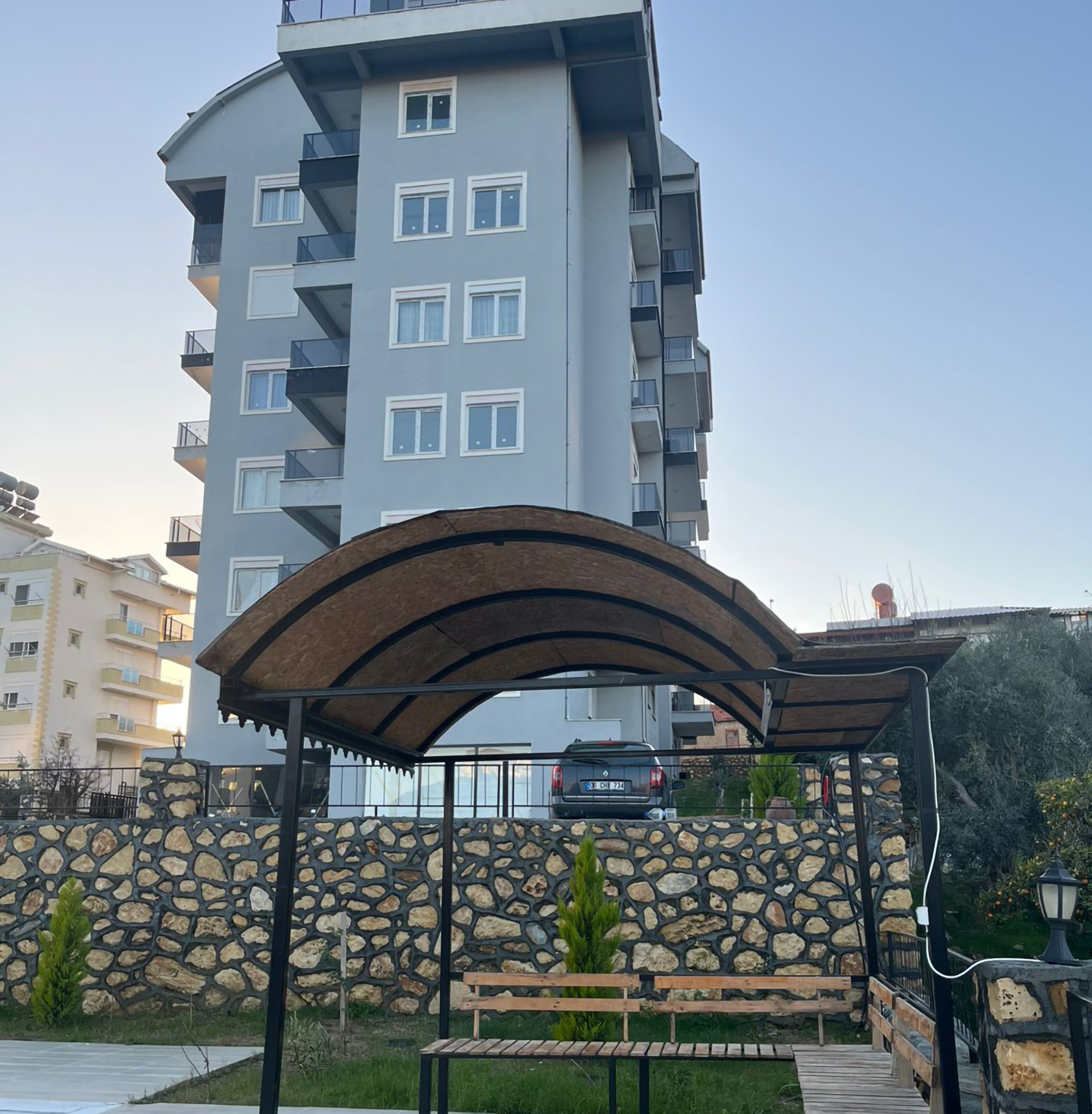 Mountain View 1+1 Apartment in Avsallar, Alanya