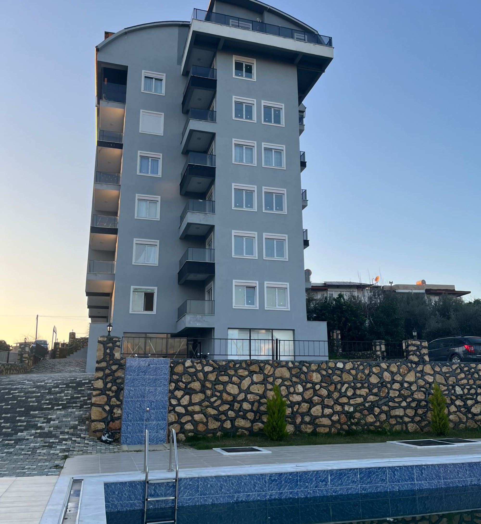 Mountain View 1+1 Apartment in Avsallar, Alanya