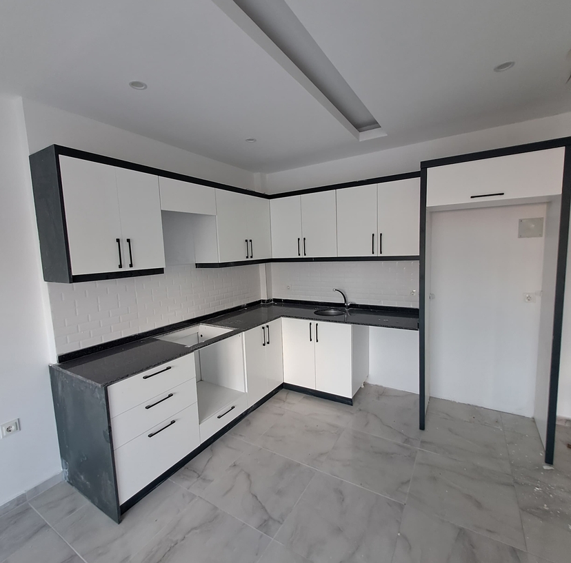 Mountain View 1+1 Apartment in Avsallar, Alanya