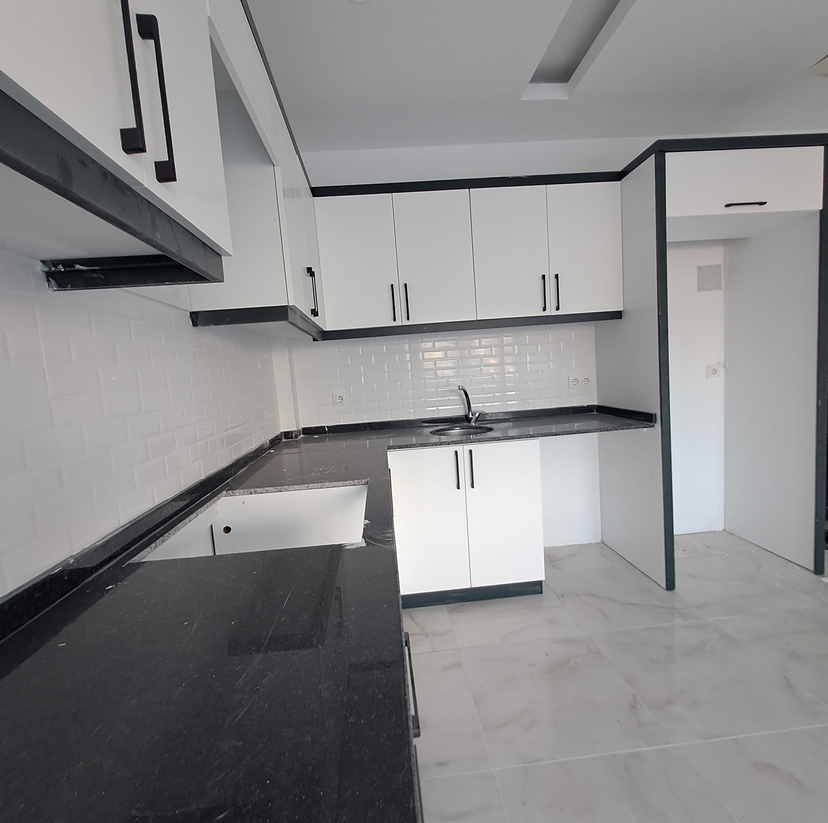 Mountain View 1+1 Apartment in Avsallar, Alanya