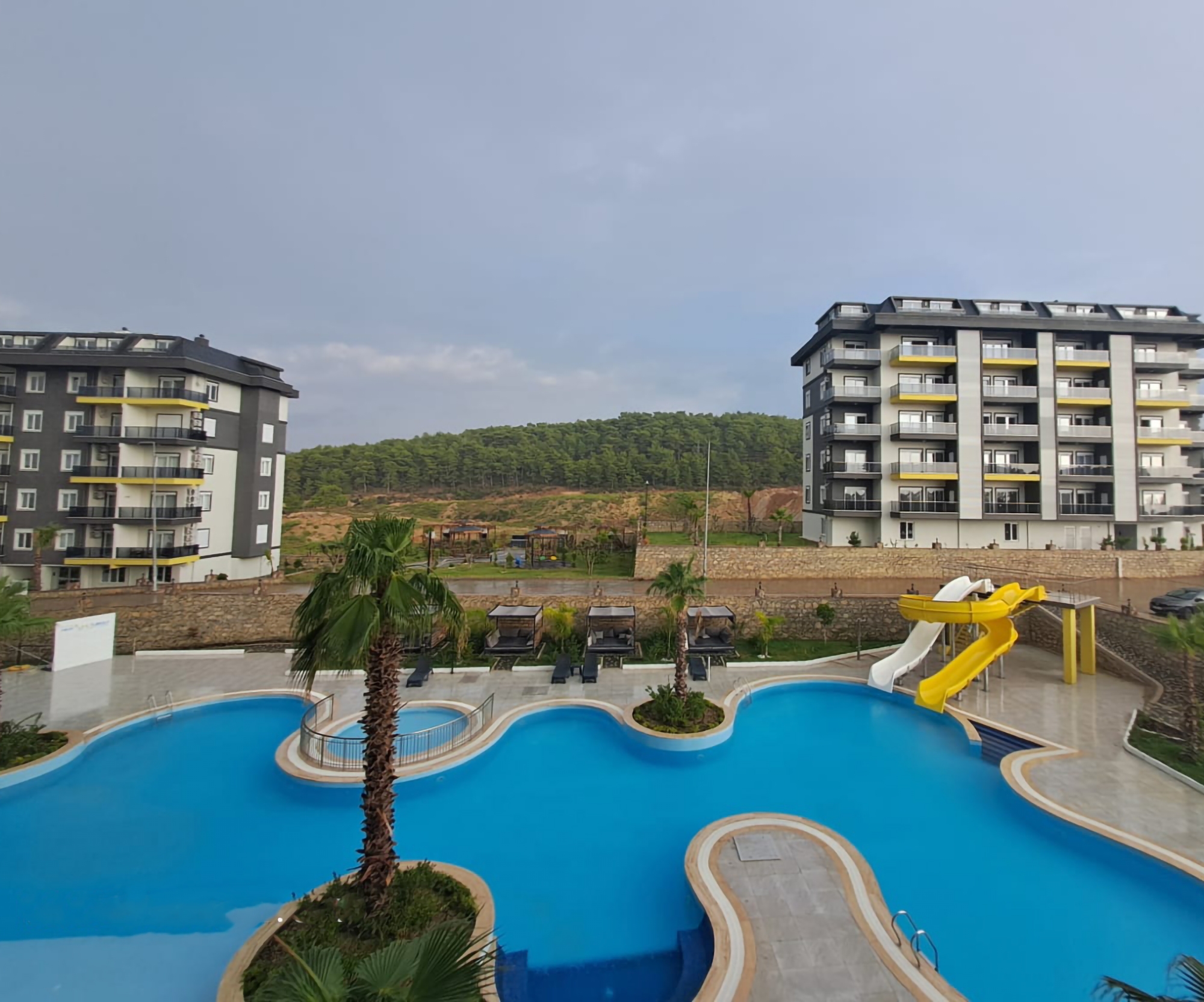 Luxuriöses 1+1 Apartment mit Bergblick in Avsallar