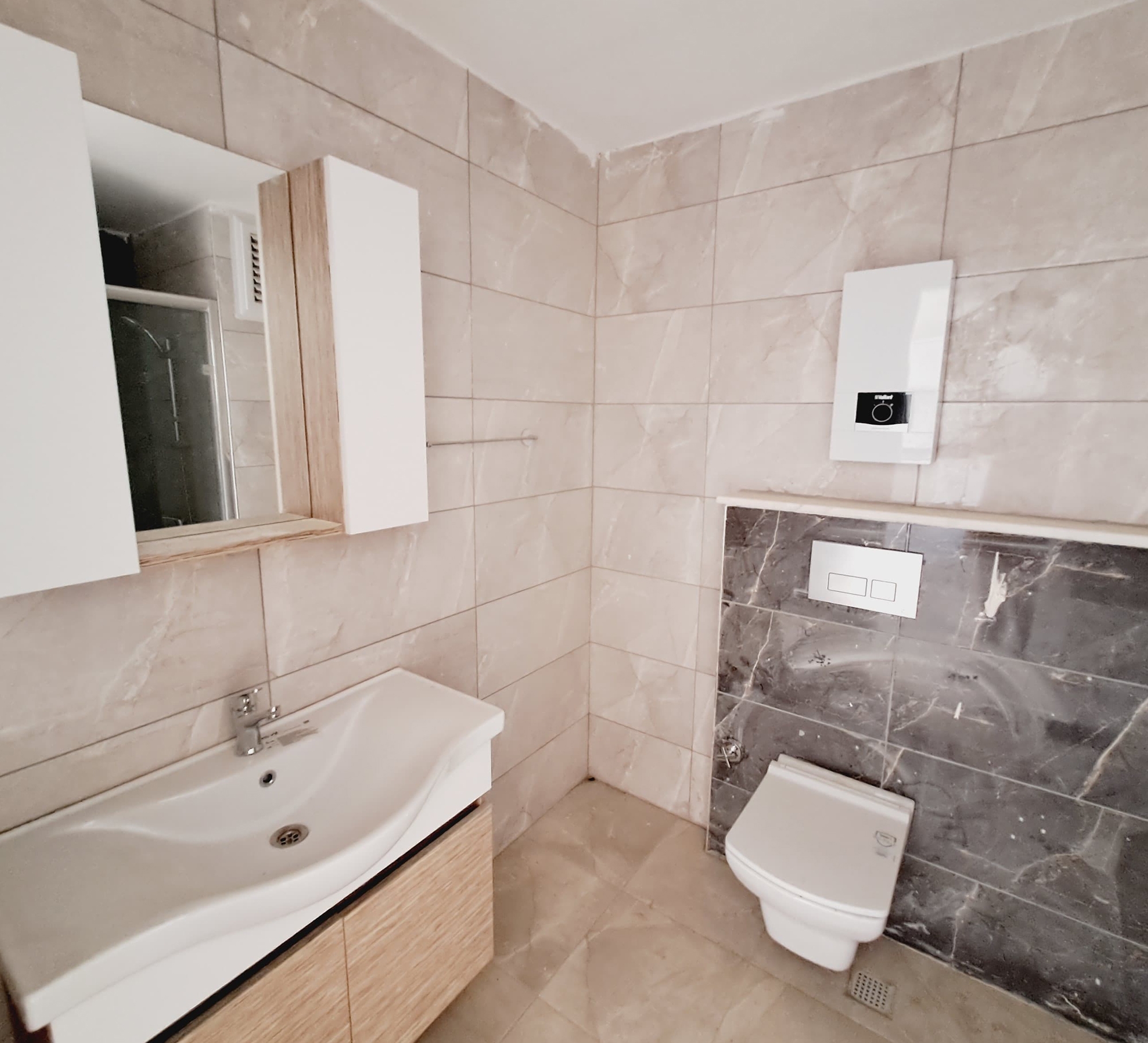 Luxuriöses 1+1 Apartment mit Bergblick in Avsallar
